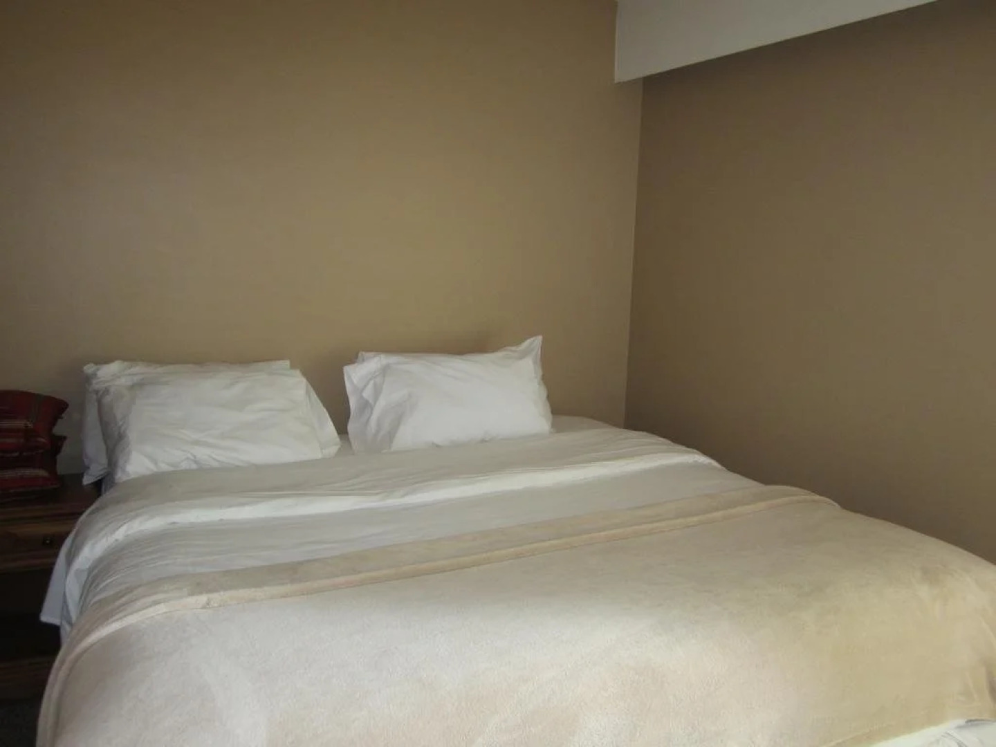 The Surf Lodge and Pub