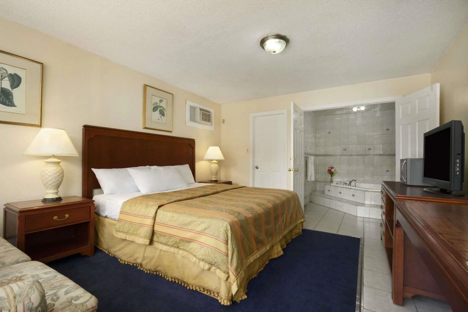 Knights Inn Burlington, ON