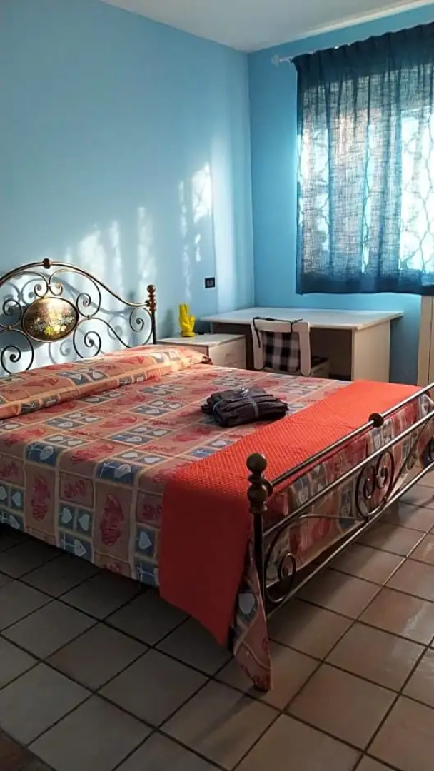 Dog House From Pompei-Amalfi