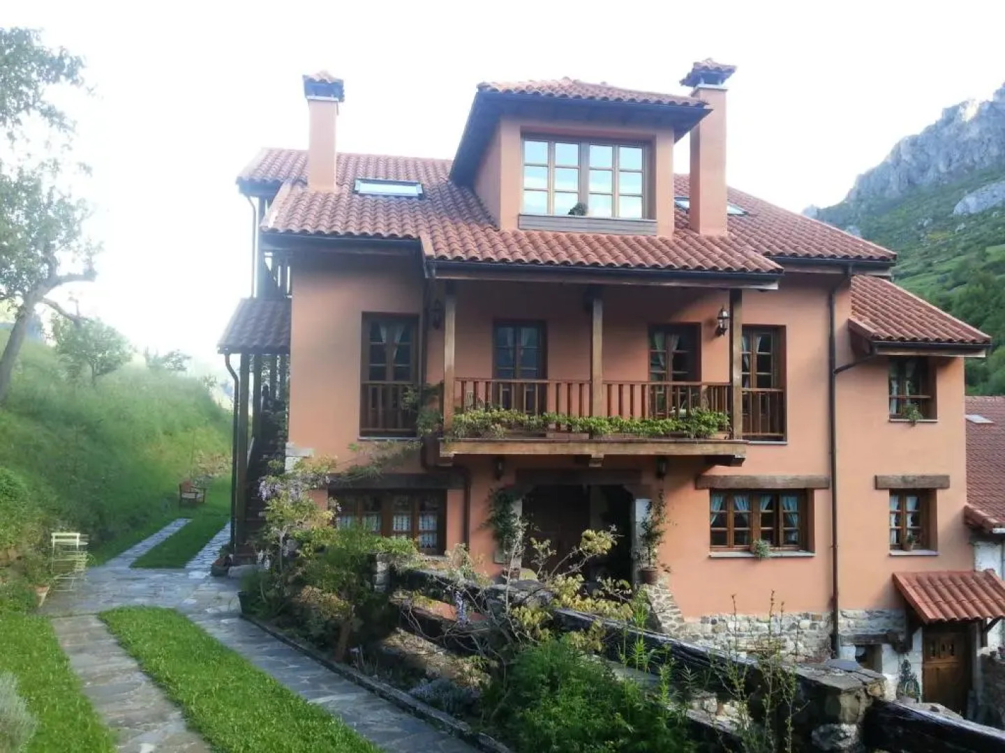 Apartamentos Rurales Buenamadre