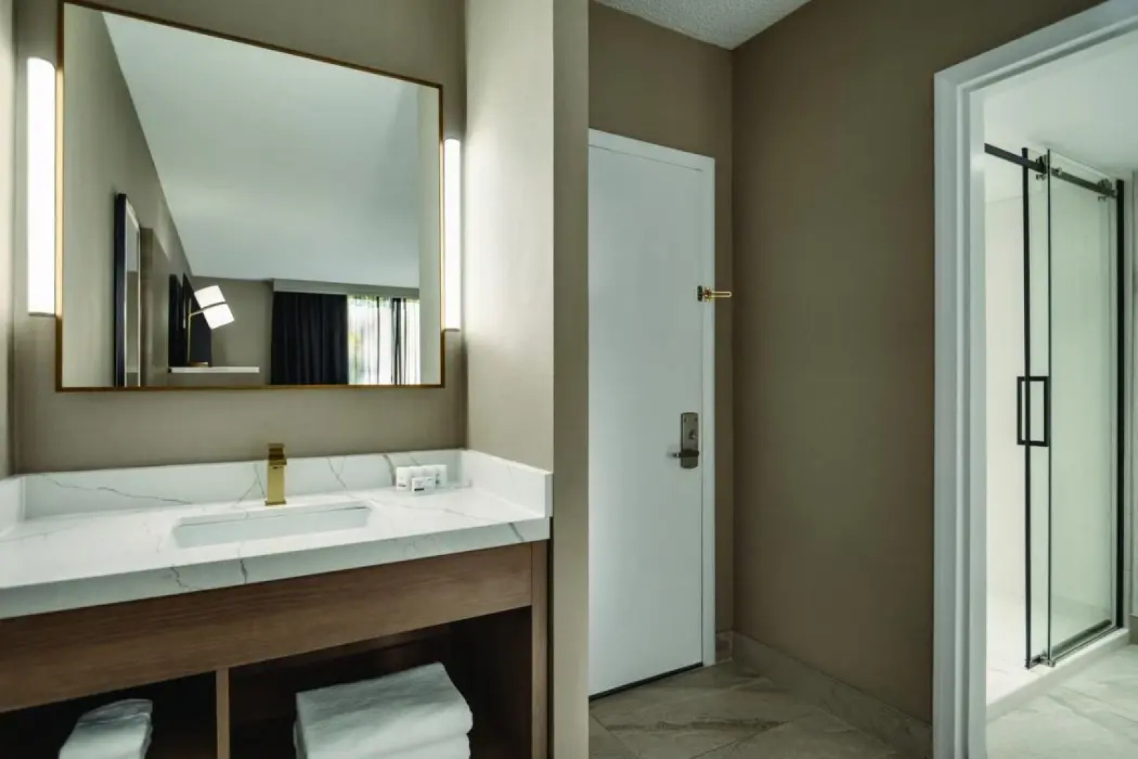 Radisson Hotel Montreal Airport