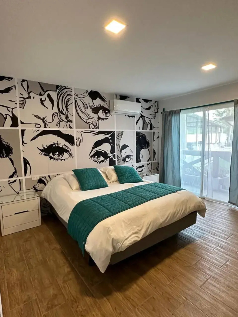 Pop House Montañita