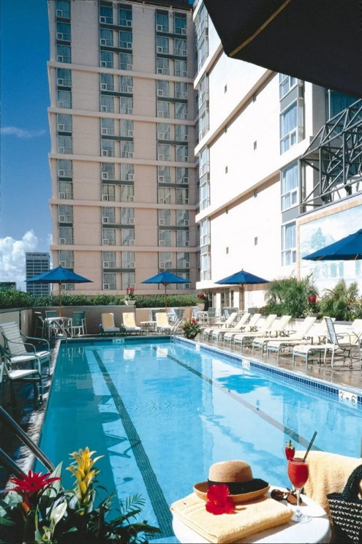 Omni Los Angeles Hotel at California Plaza