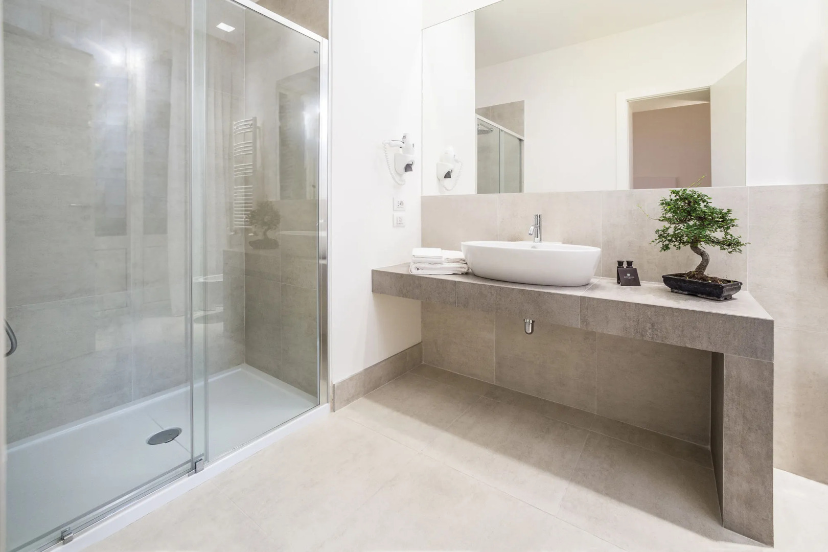 Home Boutique Luxury & Design