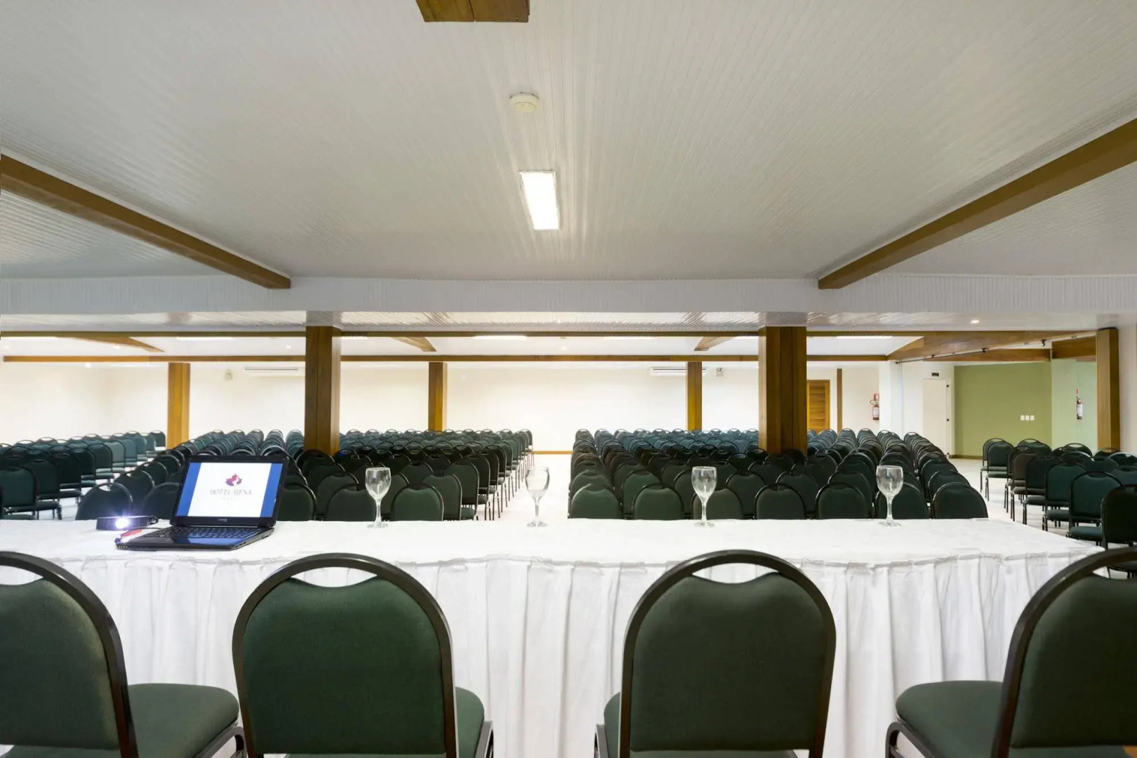 Hotel Laghetto Siena