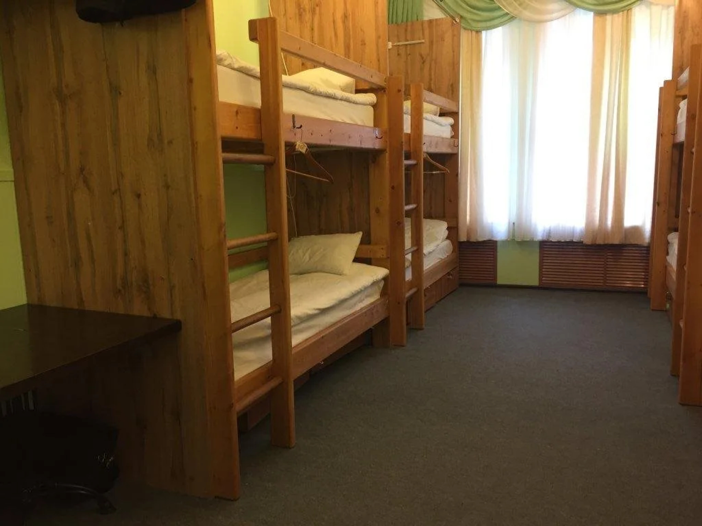 Galereya Hostel