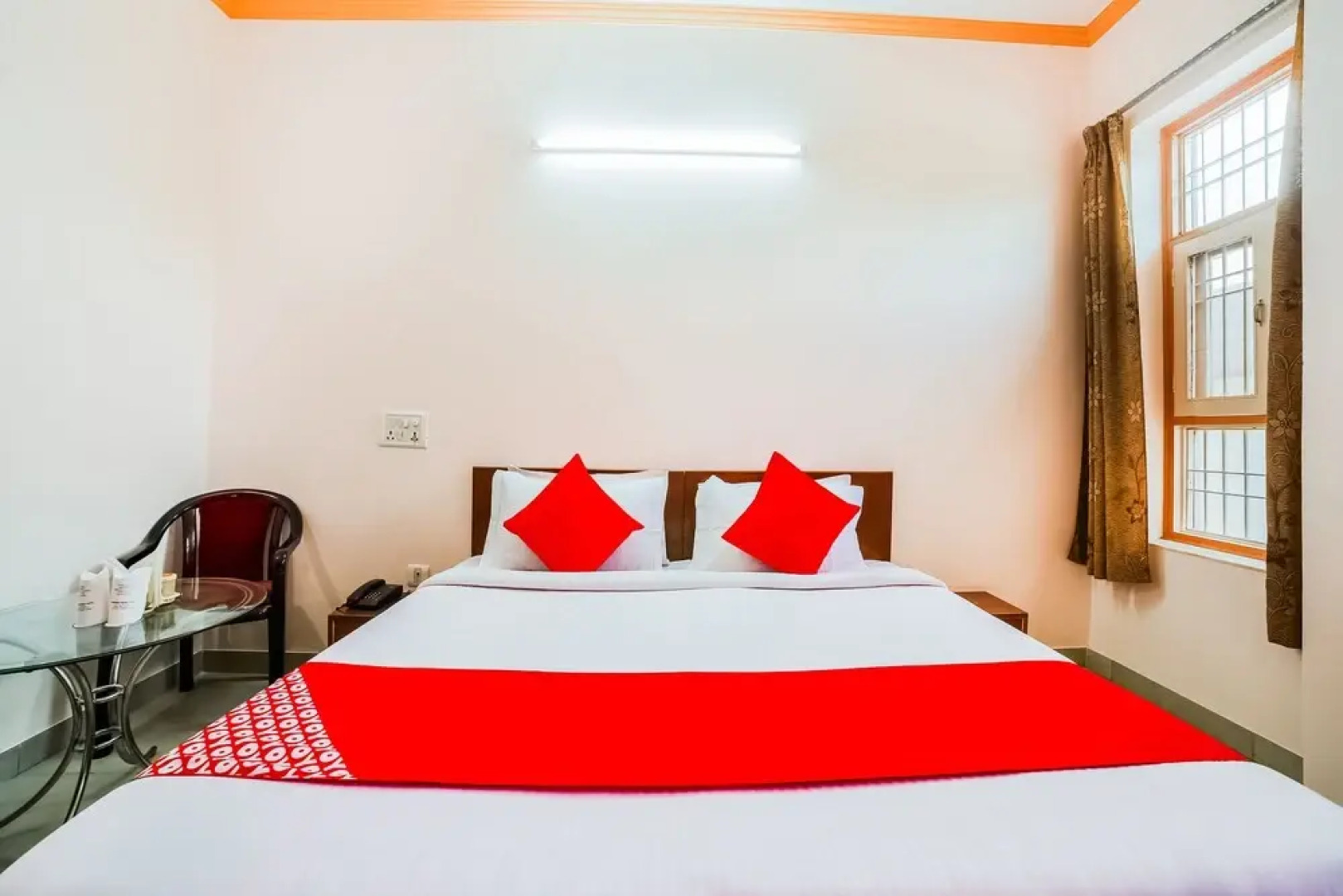 OYO 45229 Rajdhani Tourist Motel