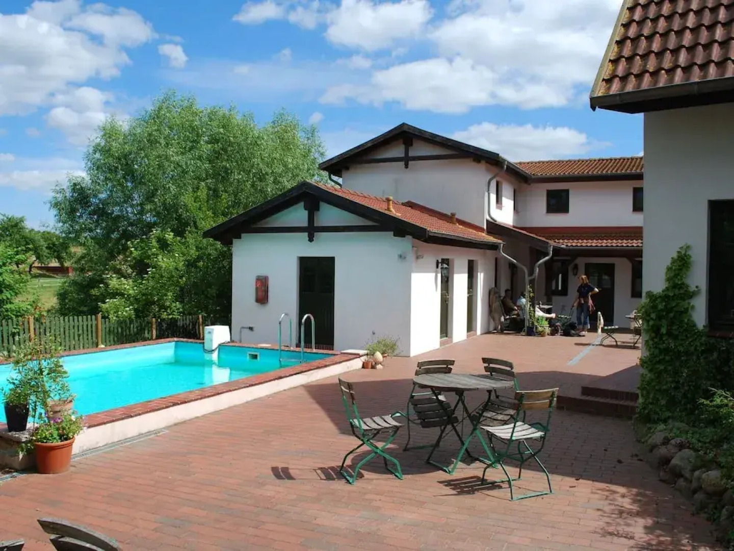 Wohnung in Dargun mit Pool und Streichelzoo
