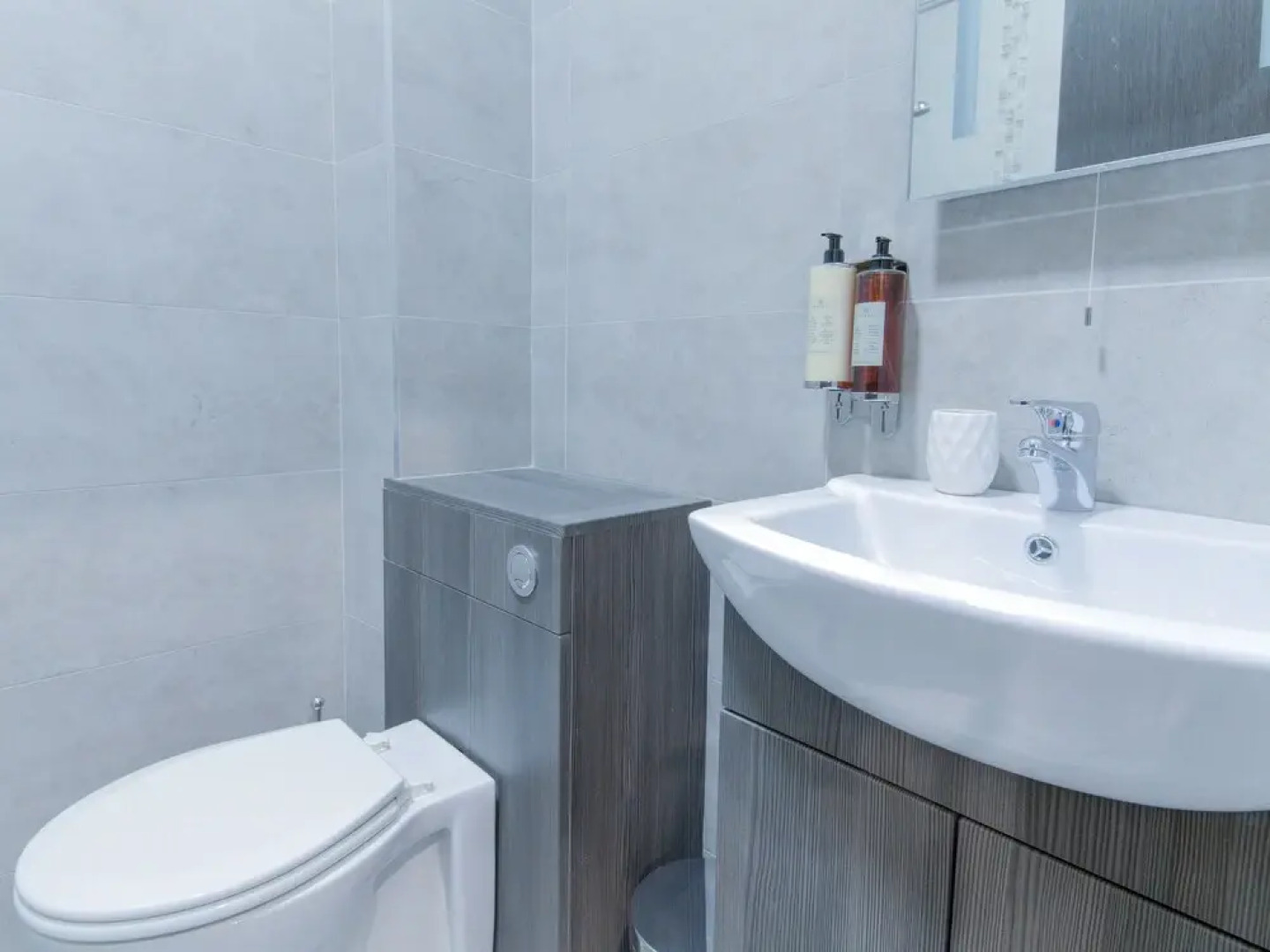 Remaotel The Bromley Apartments