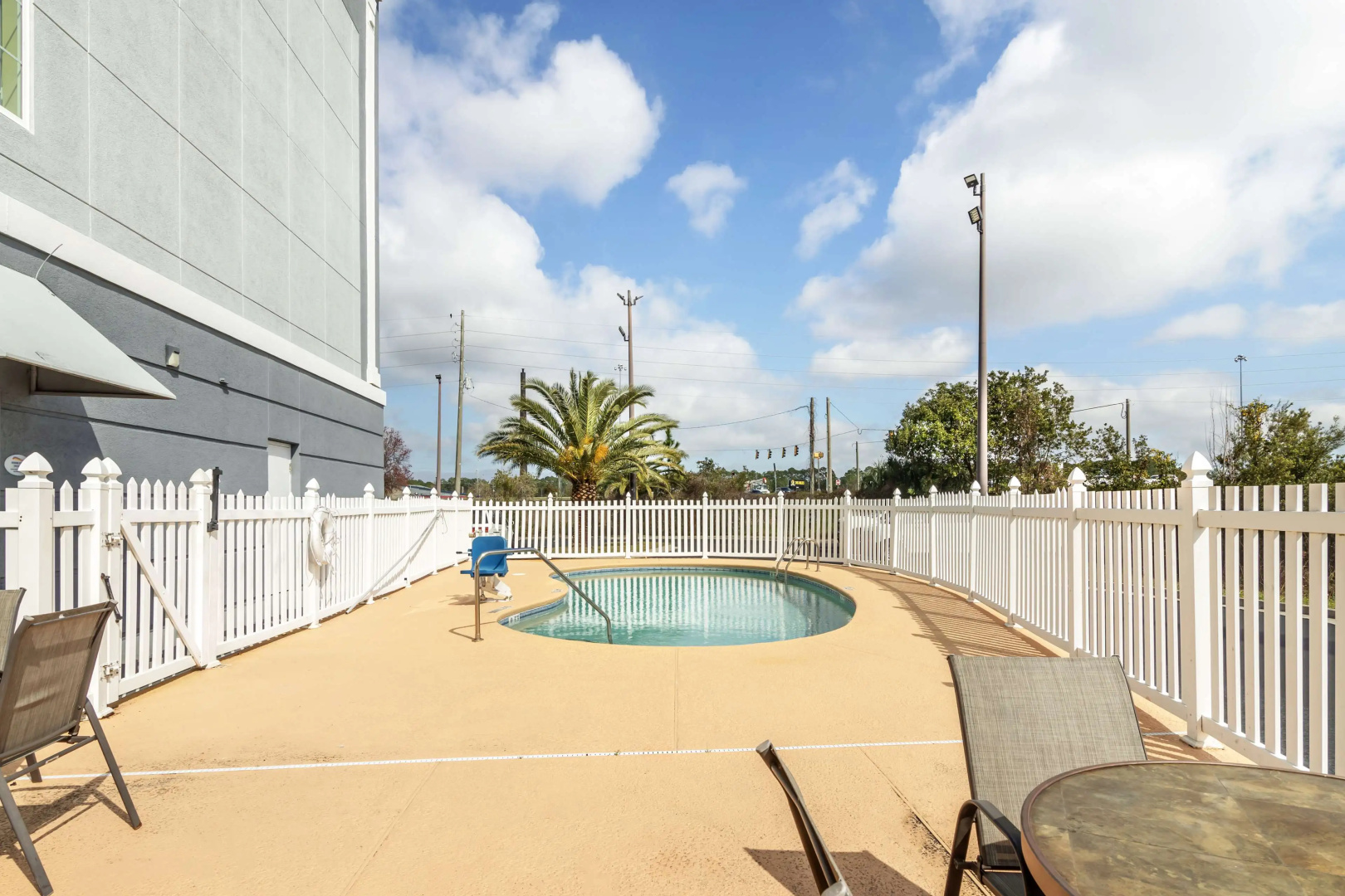 Best Western Plus Brunswick Inn & Suites