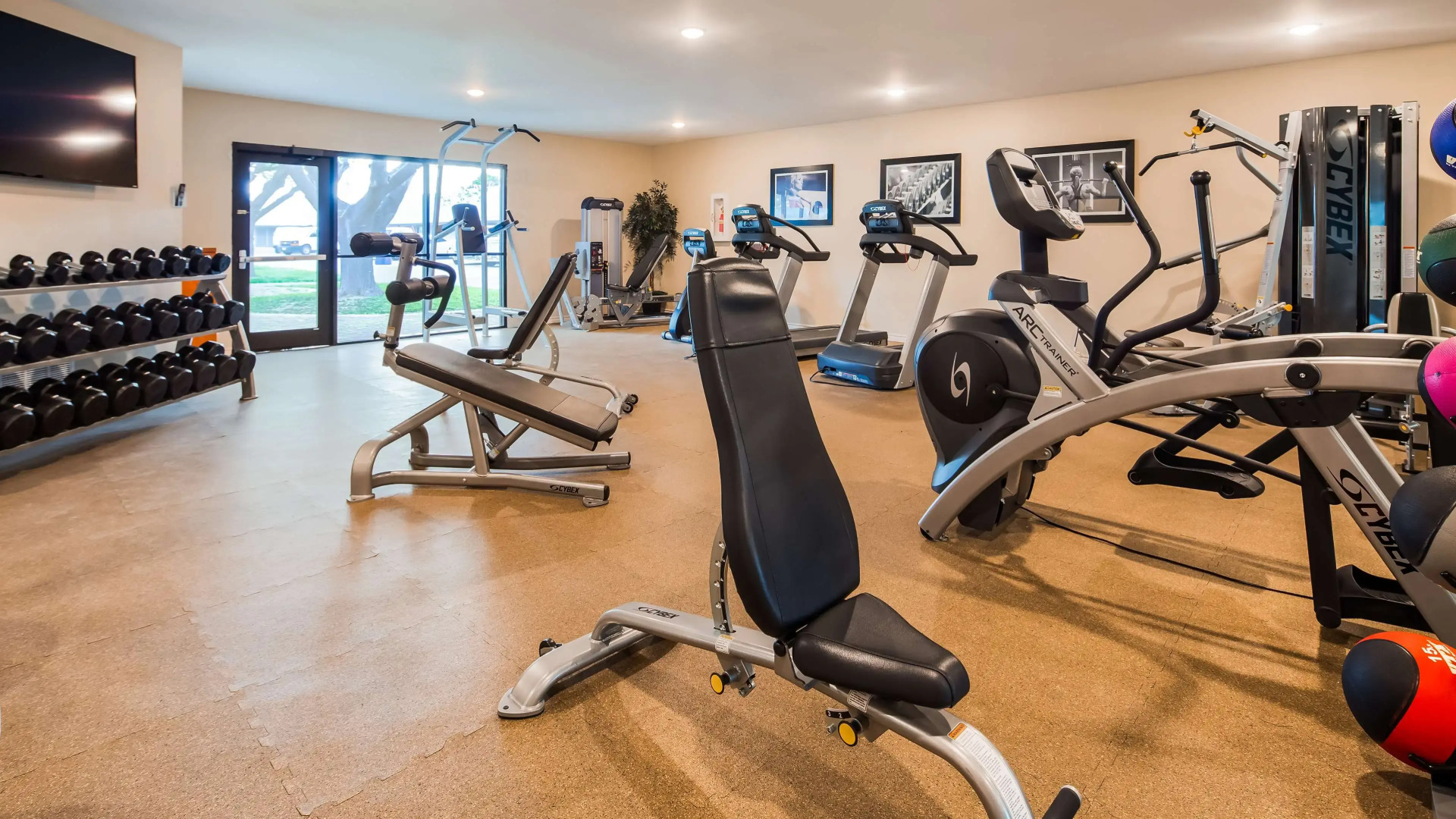 Best Western Swiss Clock Inn