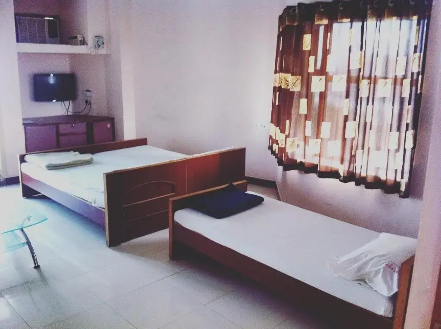 Lake View Hotel