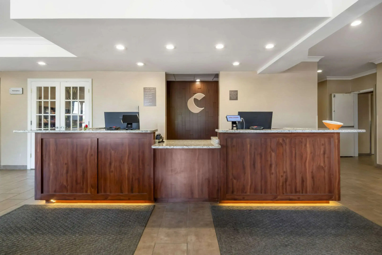 Comfort Suites