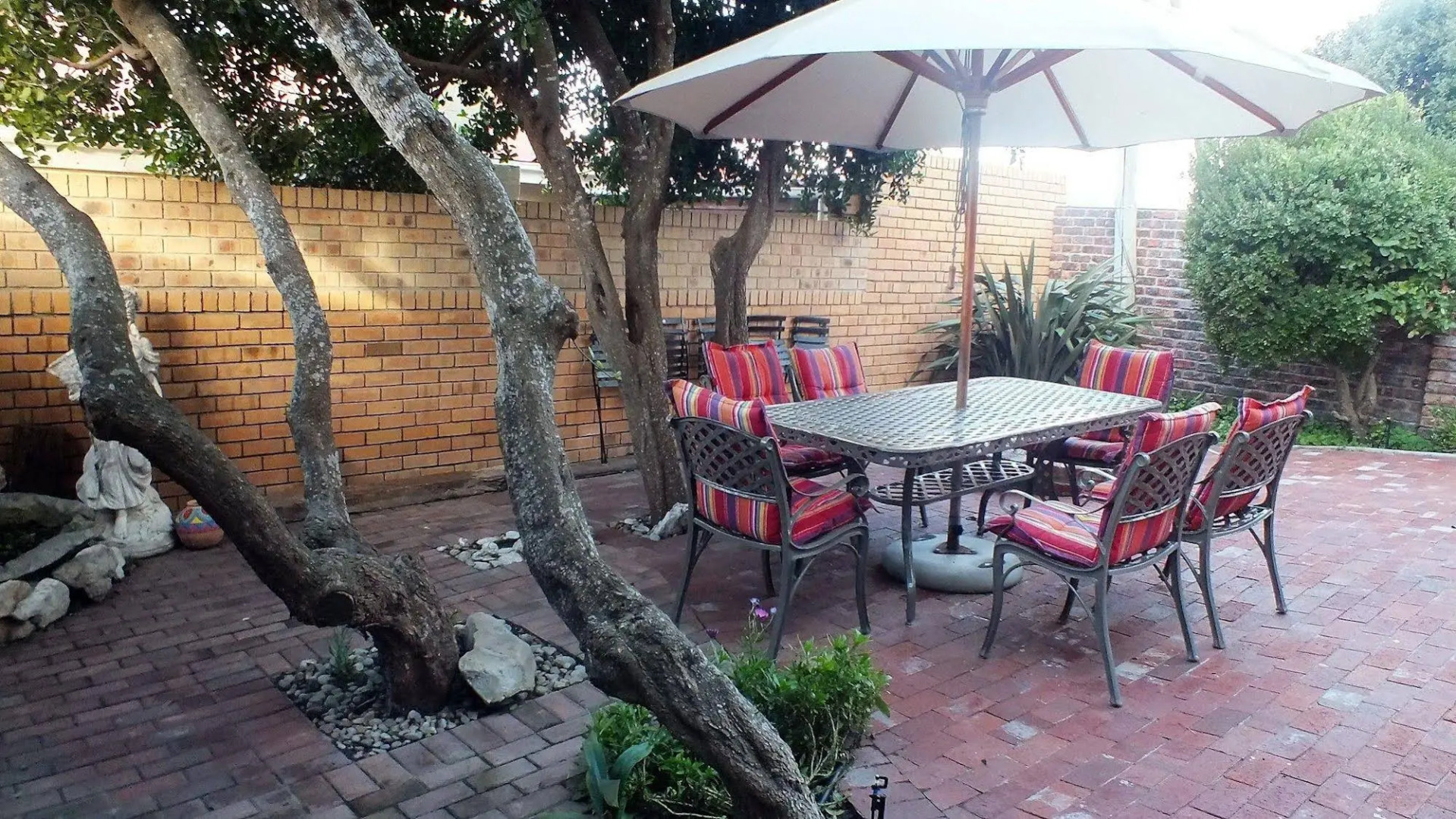 White Shark Guest House