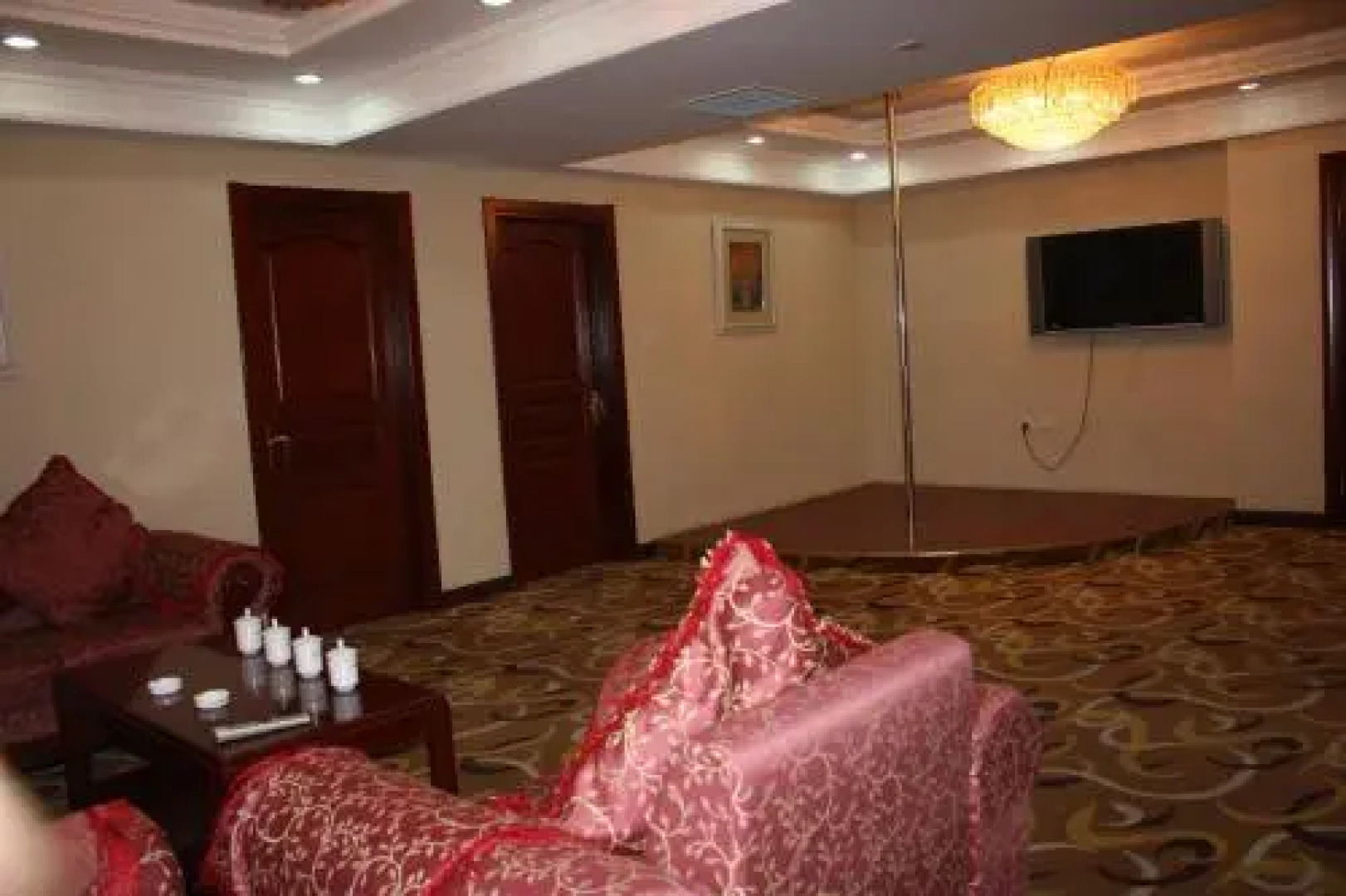 Xiushan International Hotel Bidebao Art Square