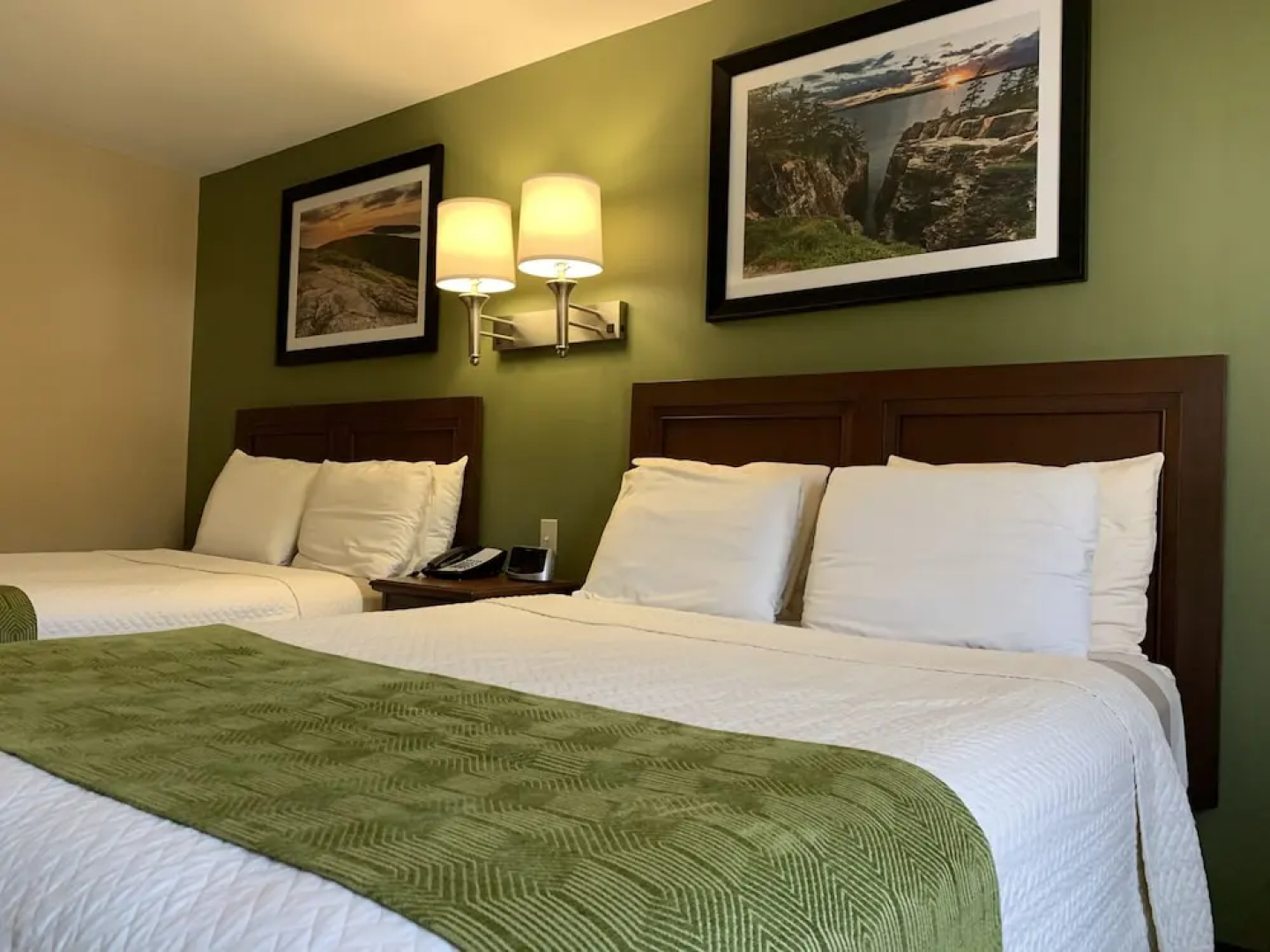 Acadia Inn