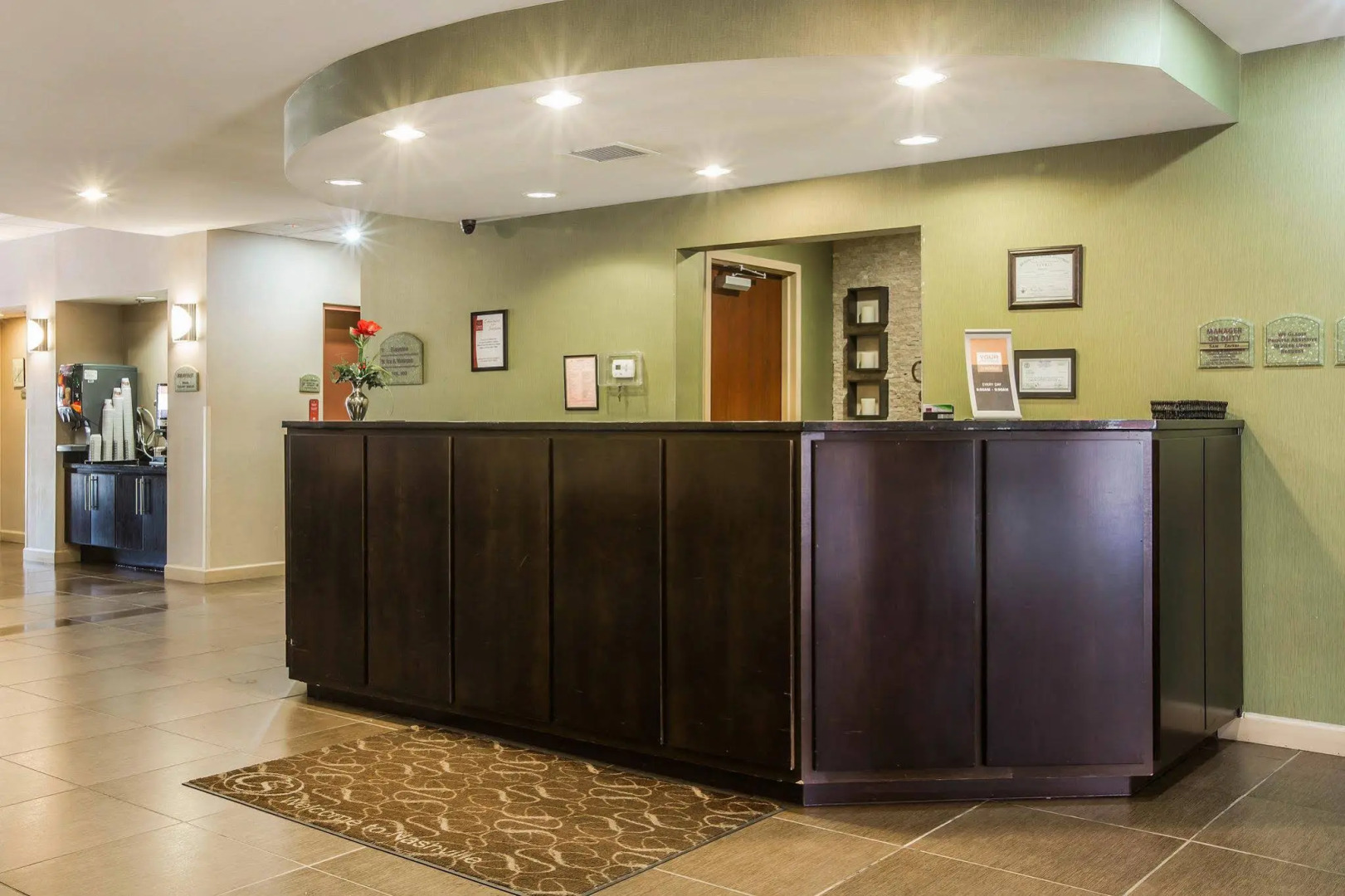 Comfort Suites Nashville near Percy Priest Lake