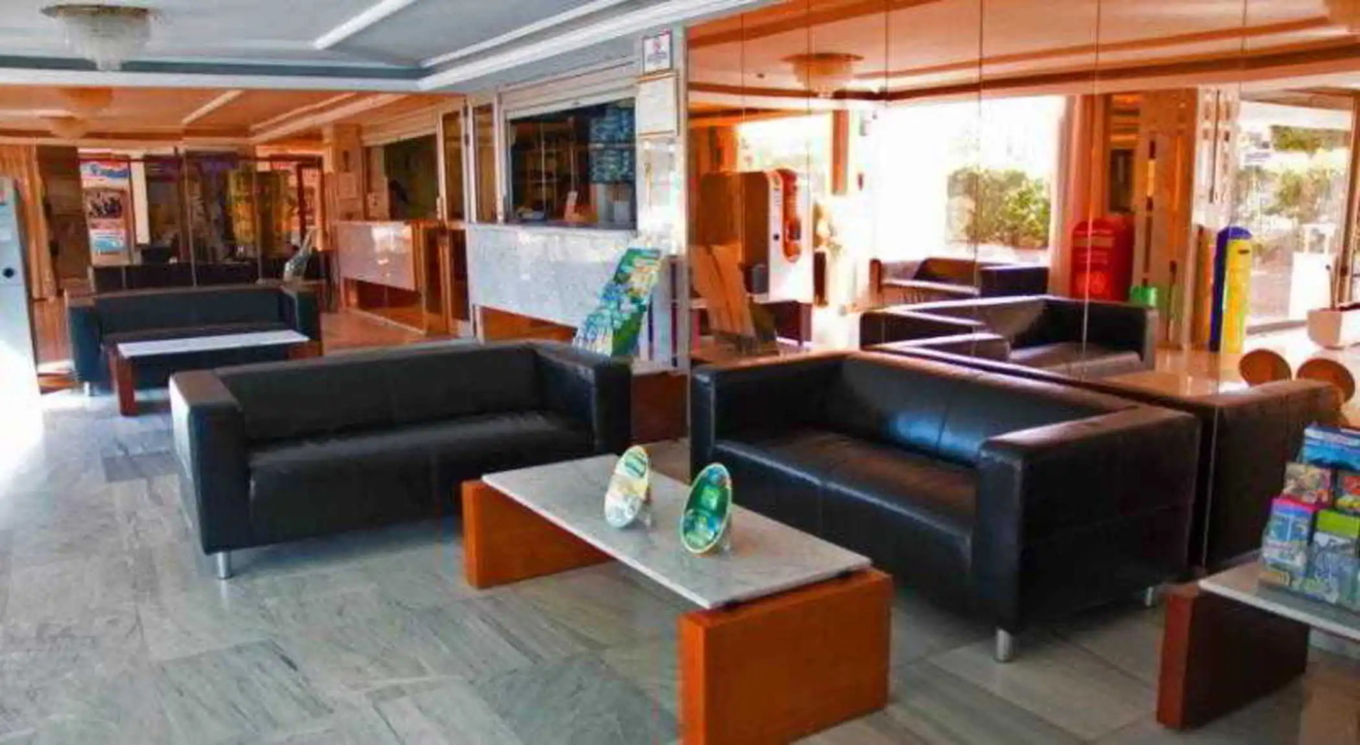 Apartamentos Las Arenas