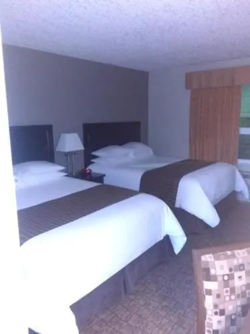 Okotoks Country Inn