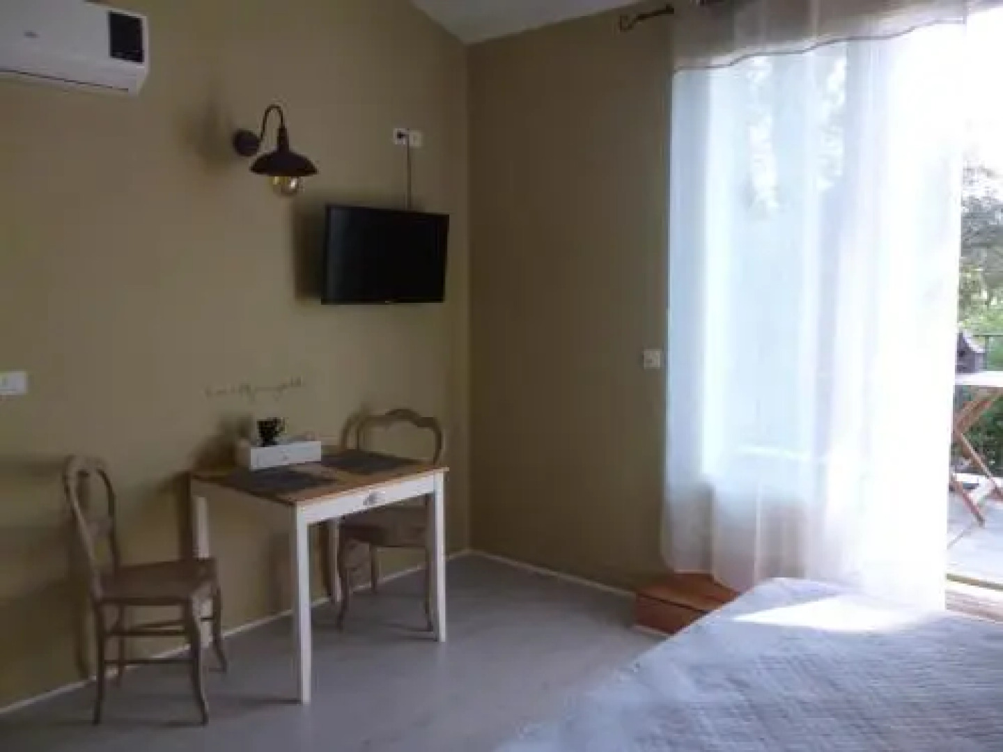 Petit Appartement Pont du Gard