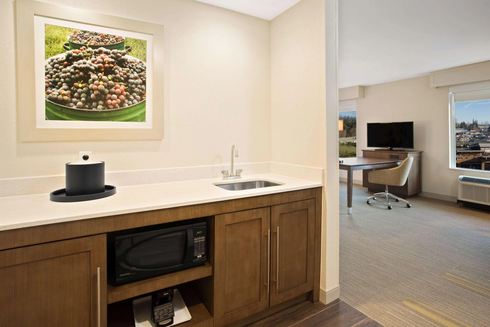 Hampton Inn & Suites-Seattle Woodinville WA