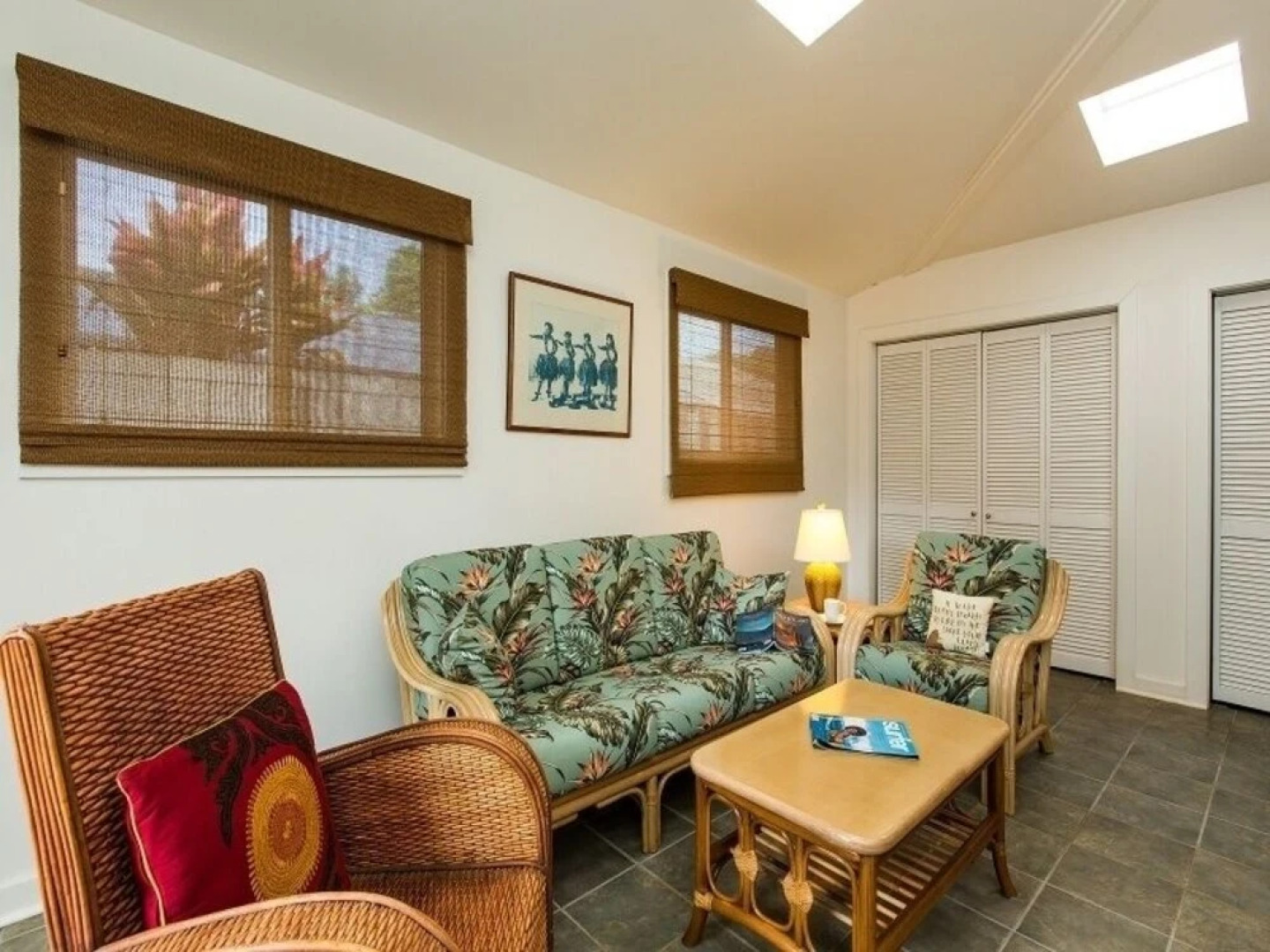 Haleiwa Sunshine 3 Bedroom Home