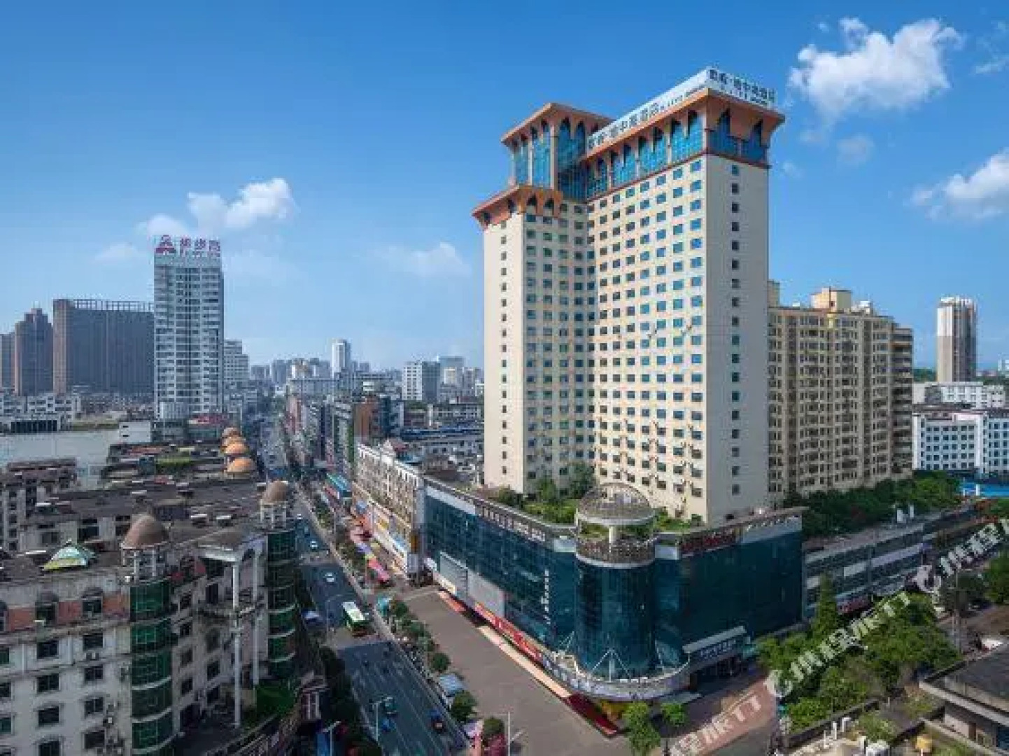 O. LIVE Social Jiangxi Xinyu Railway Station Baosh