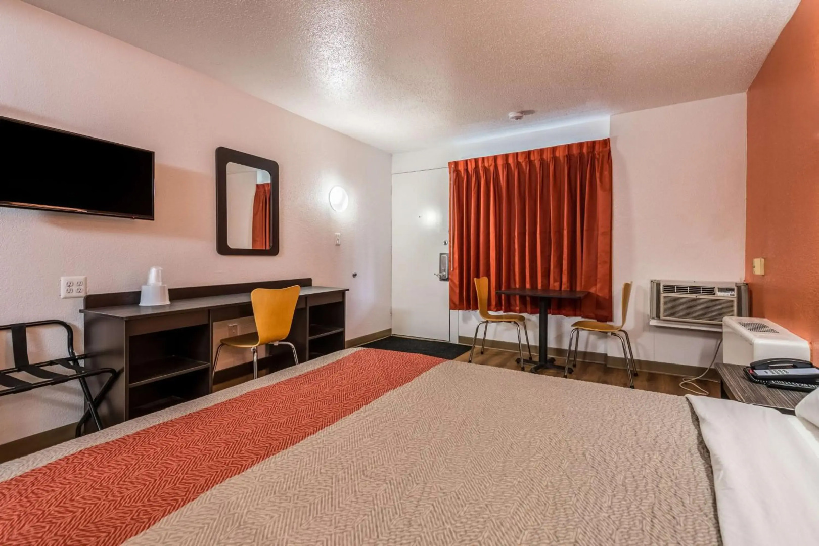 Motel 6 Schenectady, NY