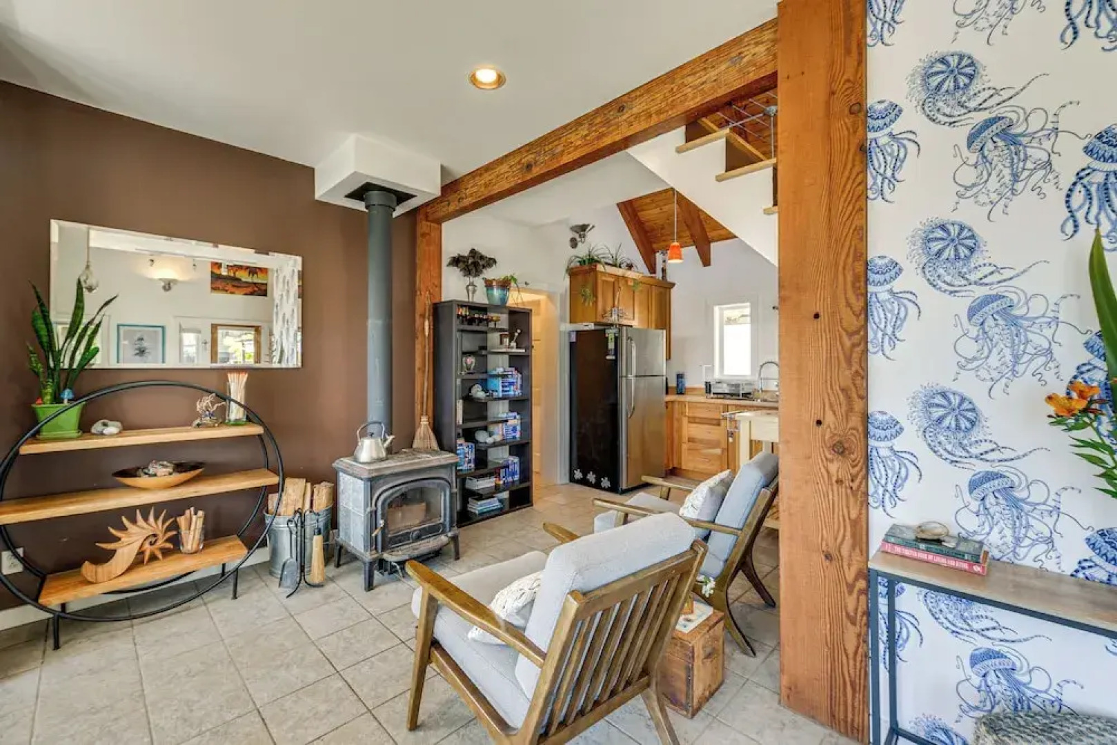 1 Mi to Black Sands Beach: Dreamy Coastal Cottage