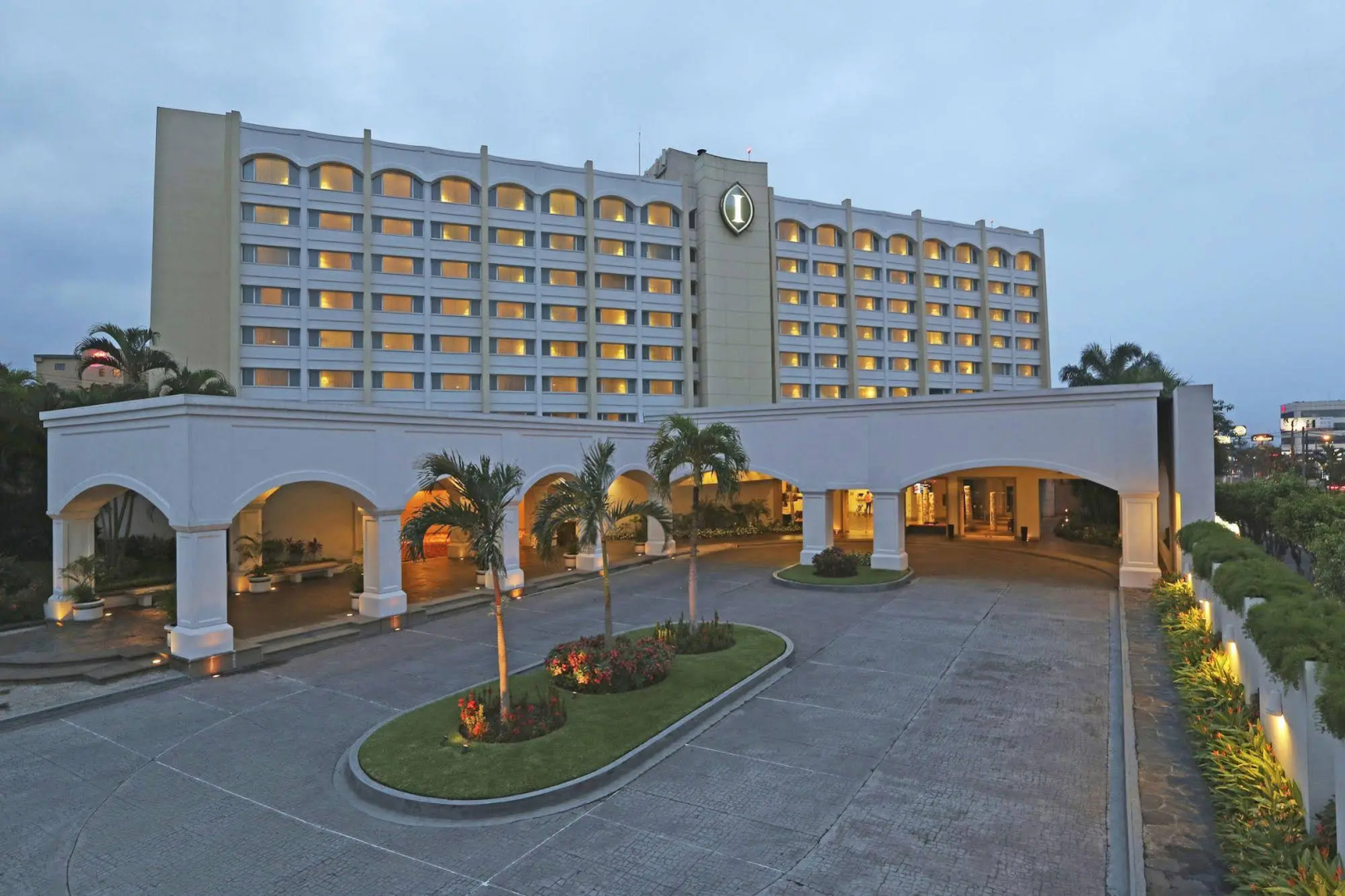 Real InterContinental San Salvador at Metrocentro Mall by IHG