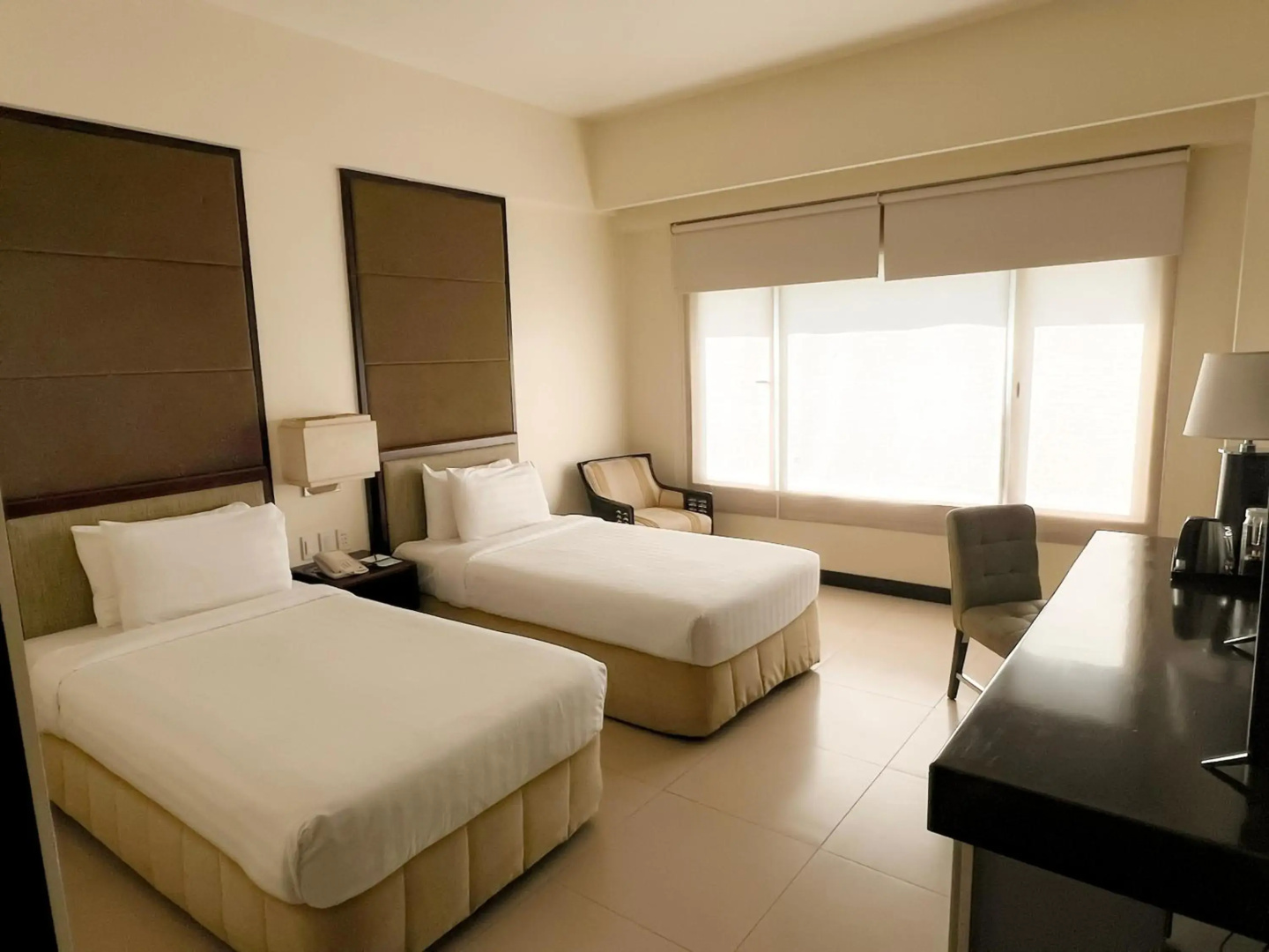 Taal Vista Hotel