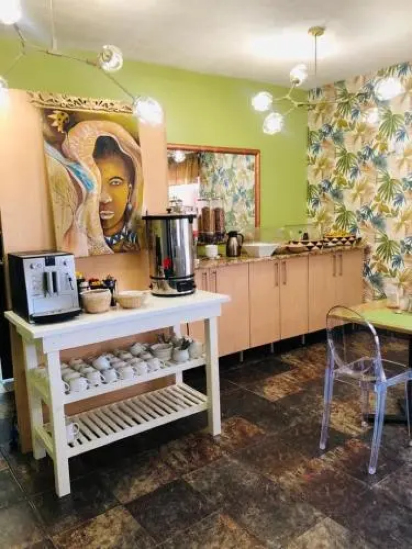 Road House Guest House