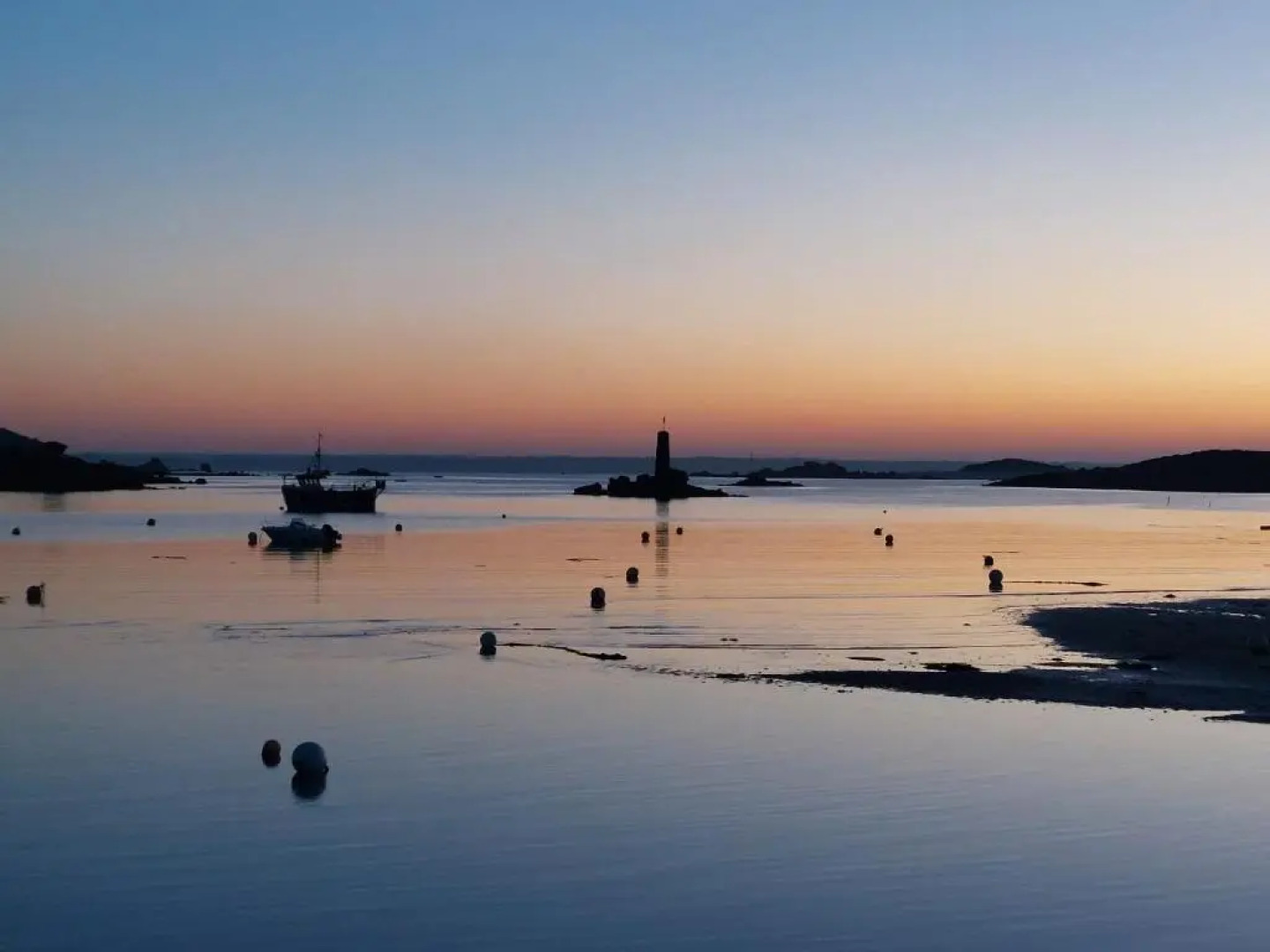 Île Grande, Location maison saisonnière chez Dom et Cathy C