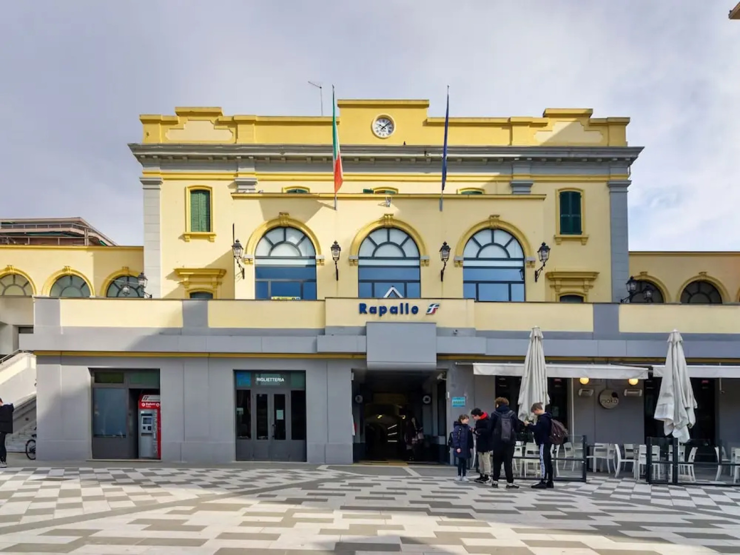 Spacious Apartment in Rapallo with Balcony