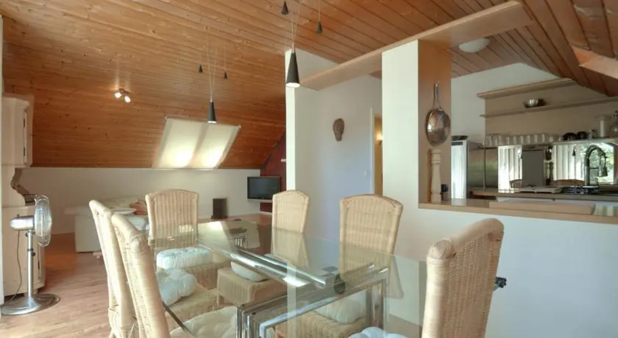 Kaminwohnung zwischen Flughafen und München