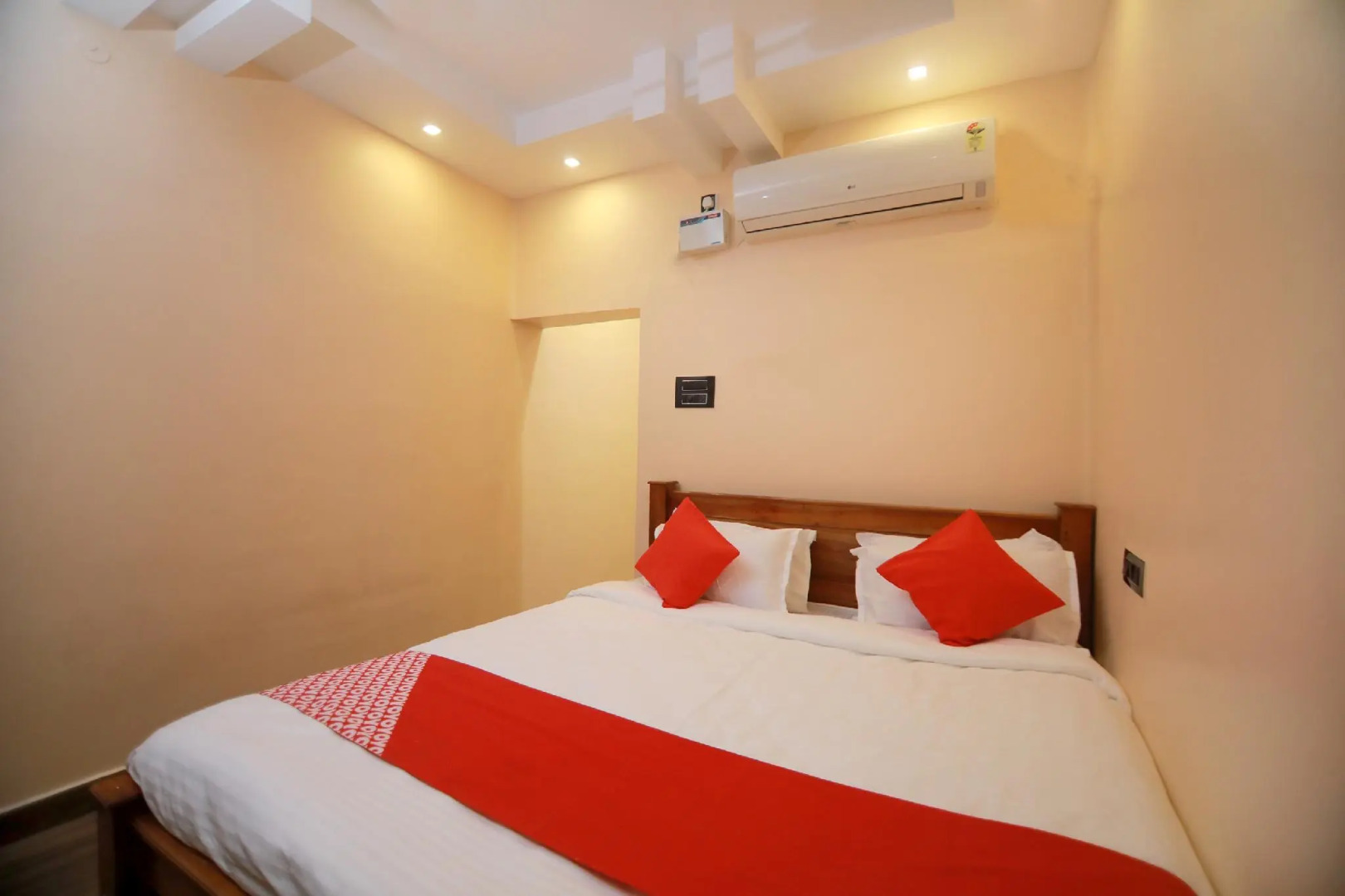 OYO 35618 Grace Residency