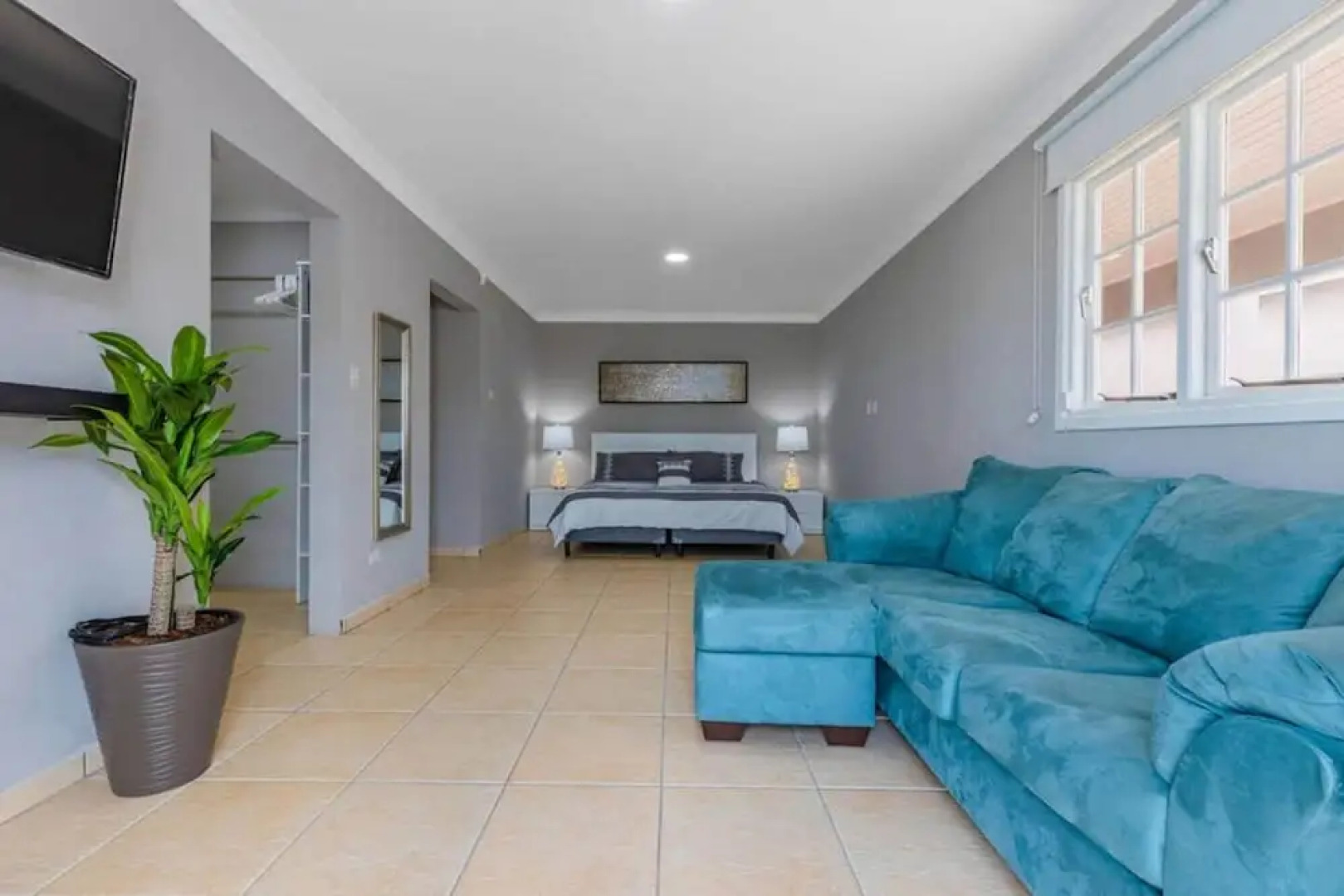 Remodeled 6BR - Privatepool Gameroom Close2beach