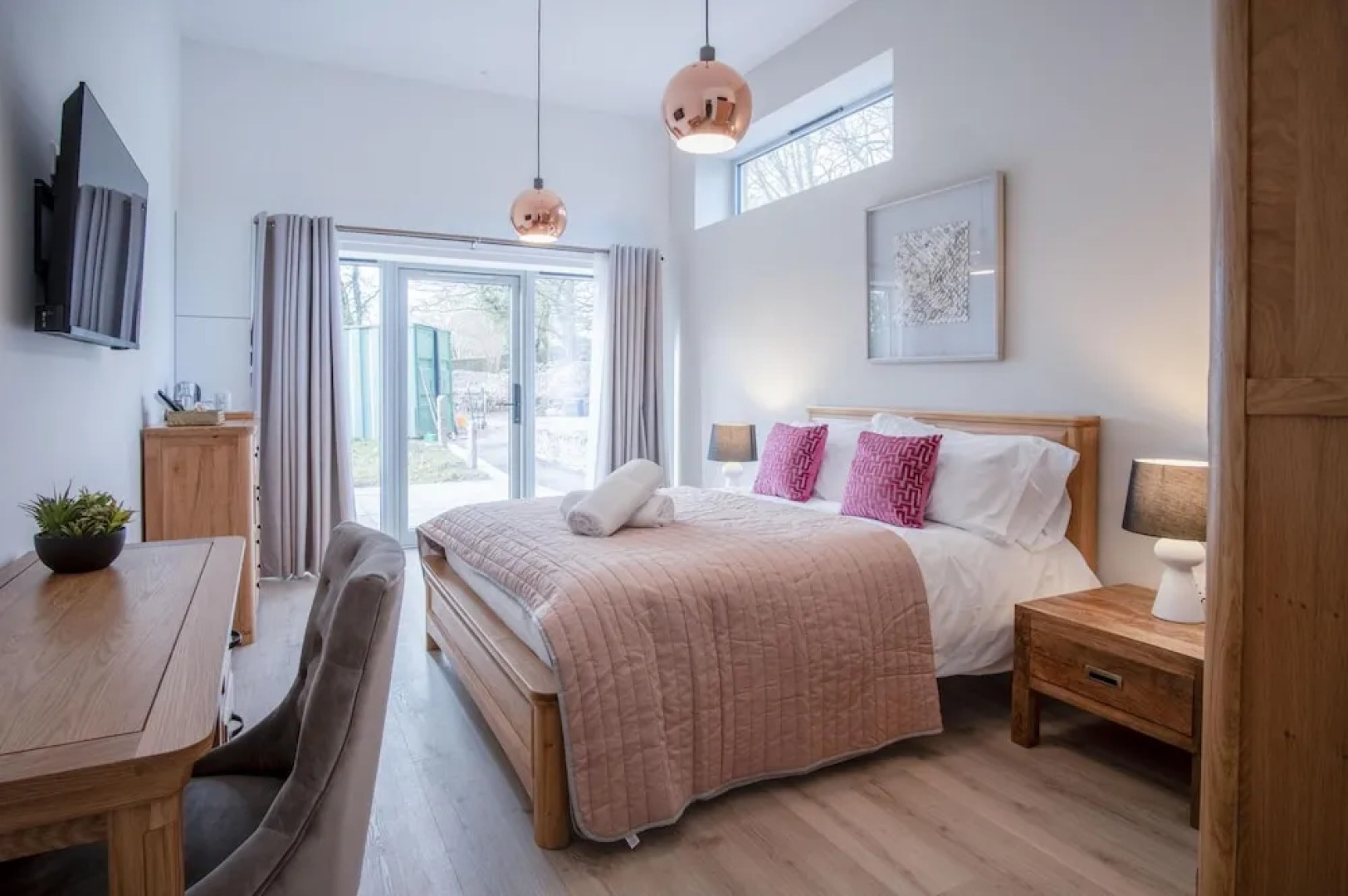 Room 12 - The Sleeping Giant - Pen Y Cae Inn