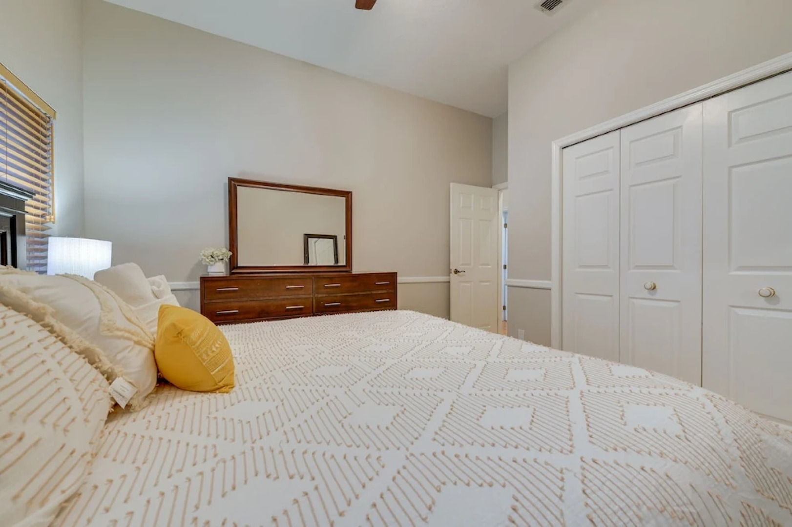 Palm Harbor Vacation Rental: 7 Mi to Beach!