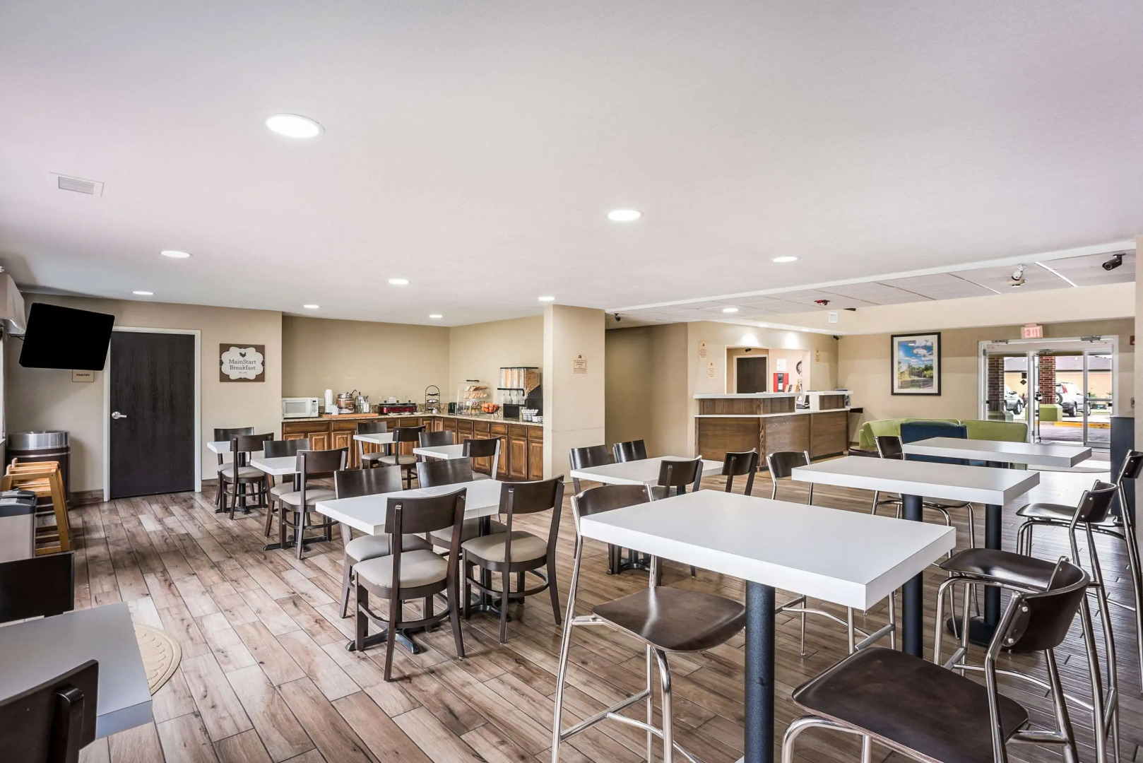 MainStay Suites Cedar Rapids