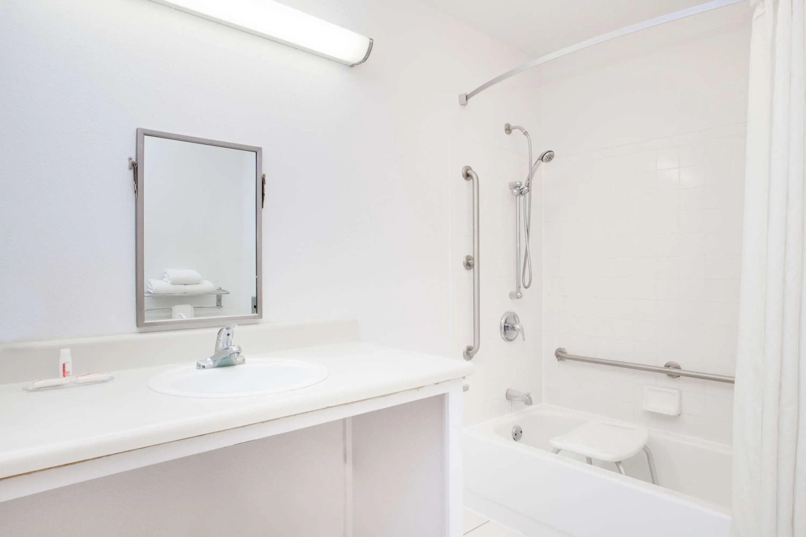 Super 8 by Wyndham Defuniak Springs