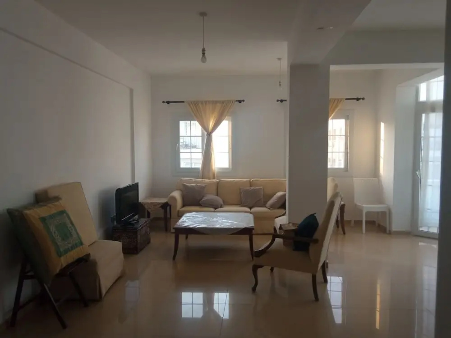 Remarkable 2-bed Apartment in a Great Area Nicosia