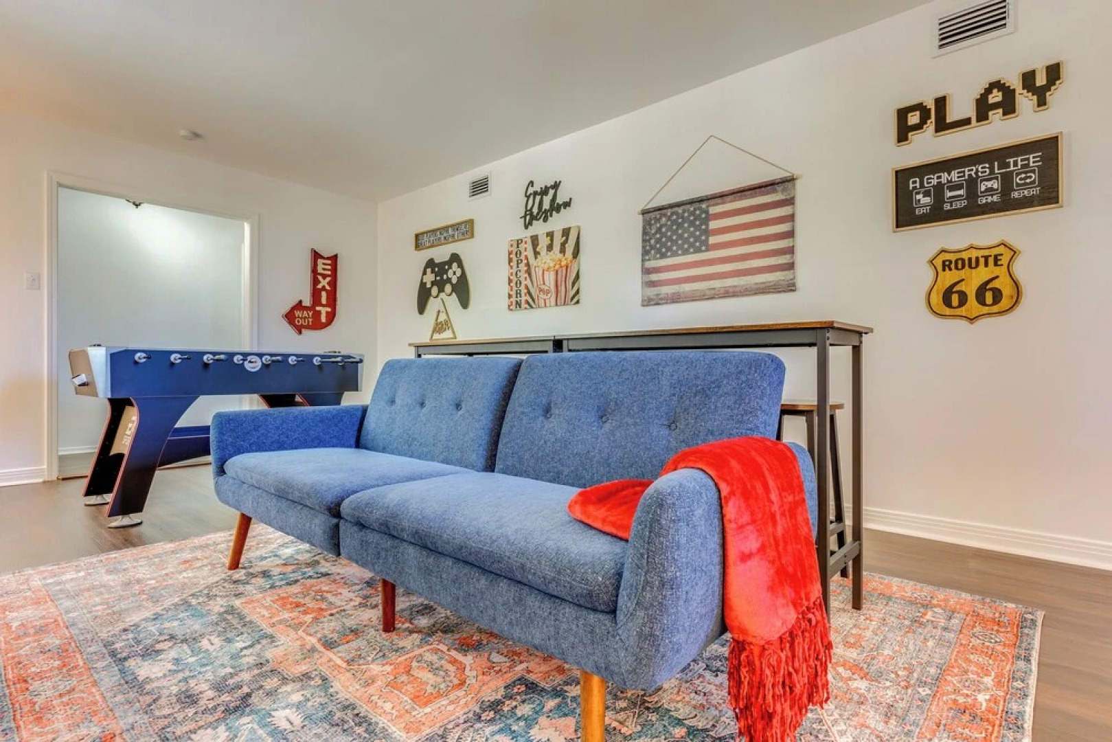 Family-friendly Home: 6 Mi to Downtown Mobile!