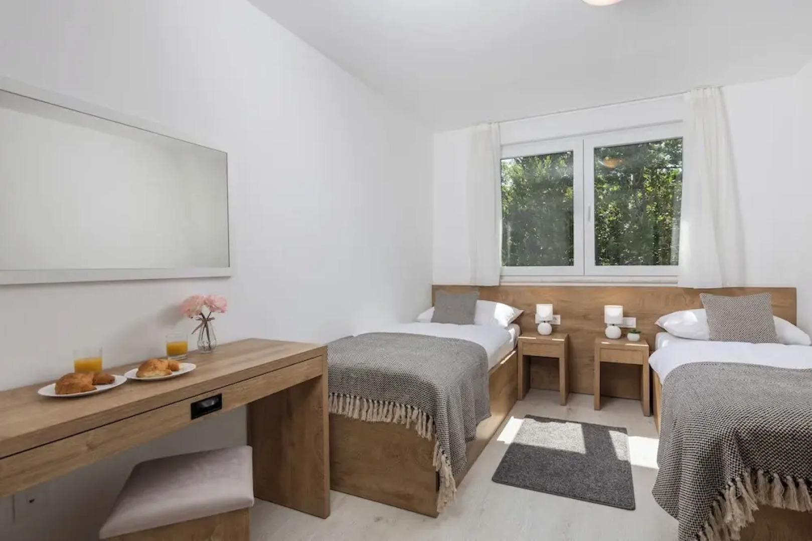 Holiday Homes Oštro