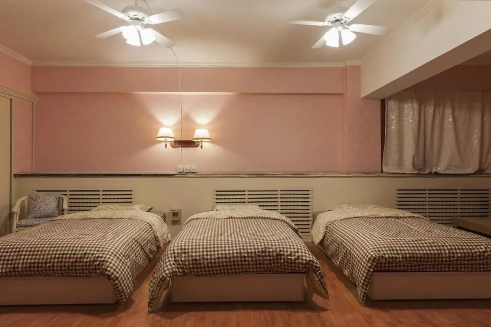 North By Northwest International Youth Hostel