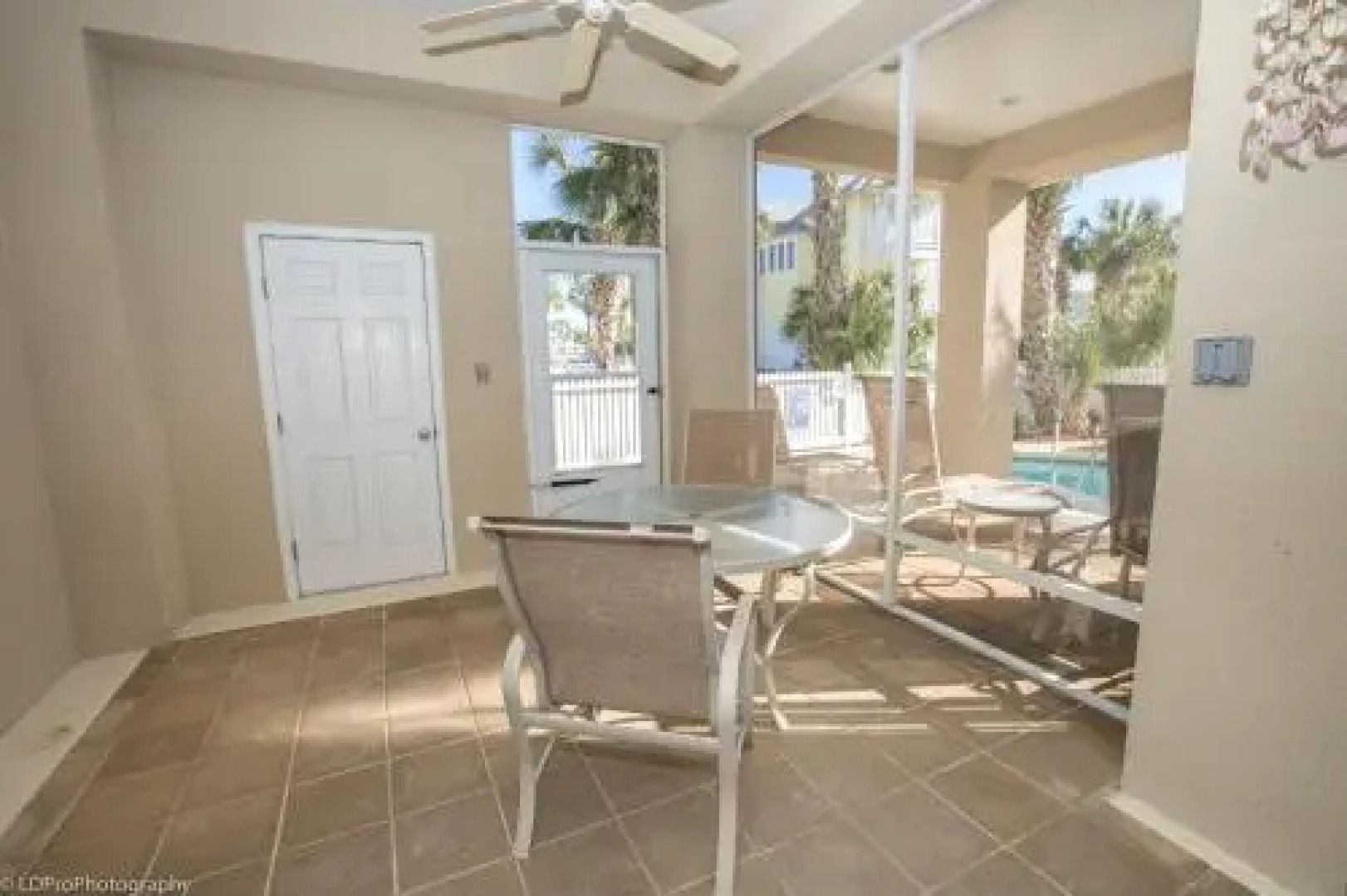 Seascape by RedAwning