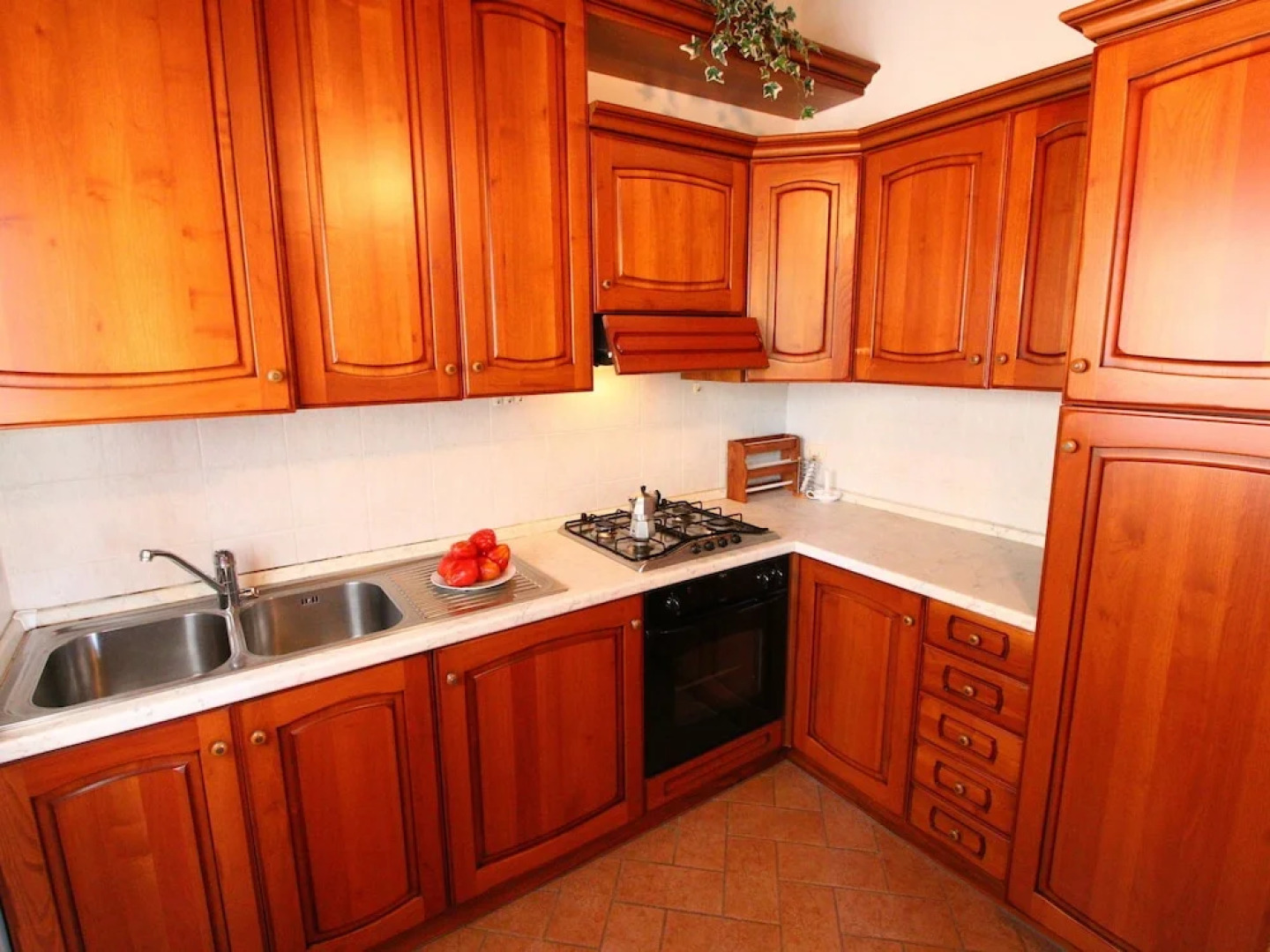 Farmhouse on a hill in the breathtaking Tuscan countryside