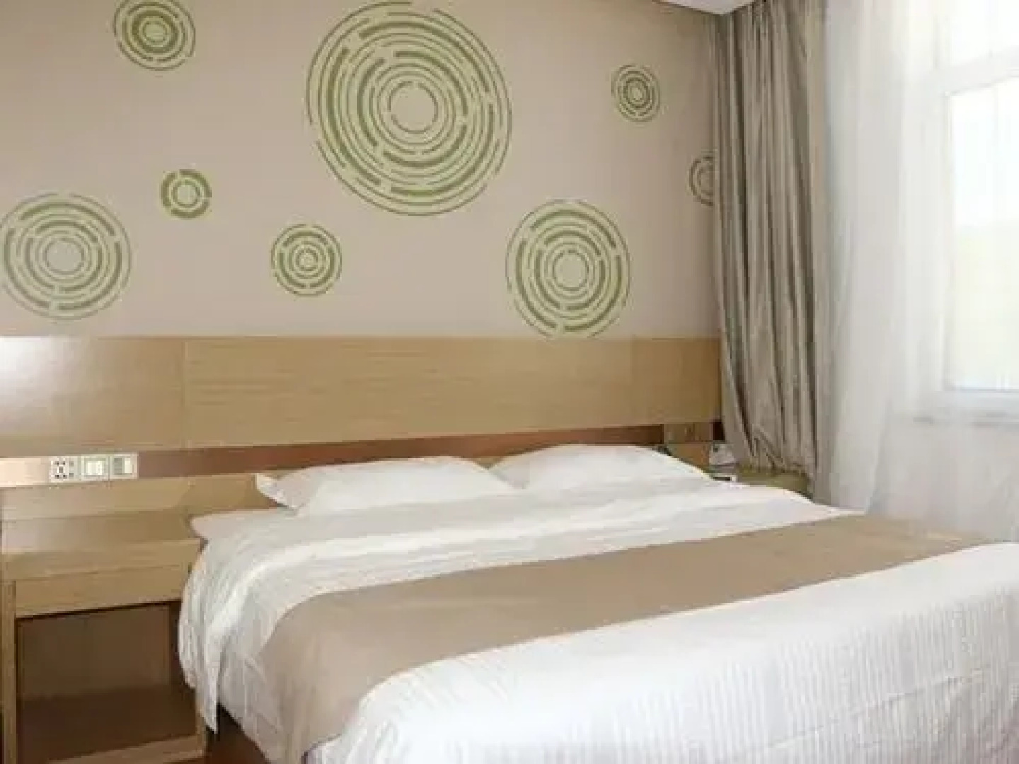 GreenTree Inn ChengDe Shuangluan District Xinhuiwan Hotel