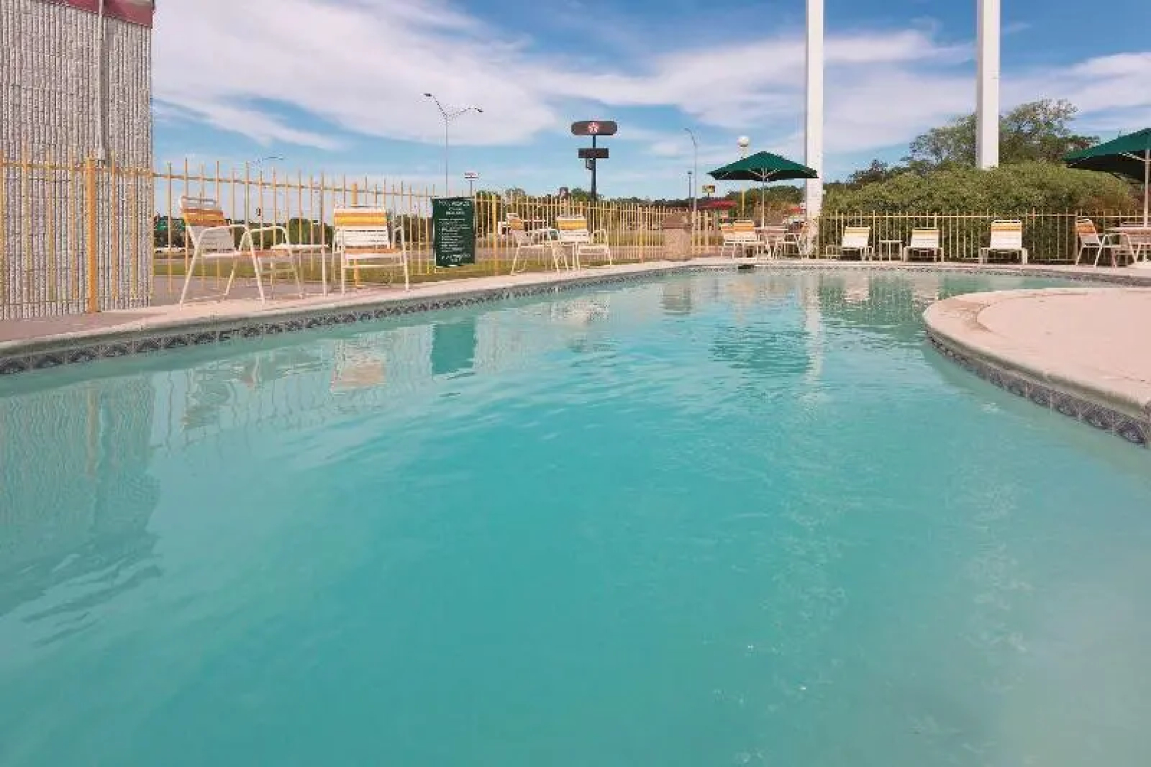 La Quinta Inn & Suites Meridian