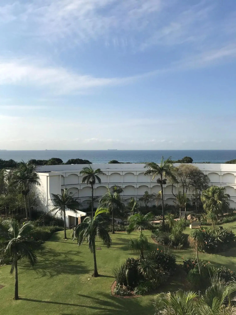 Umhlanga Beach Front 4 Sleeper